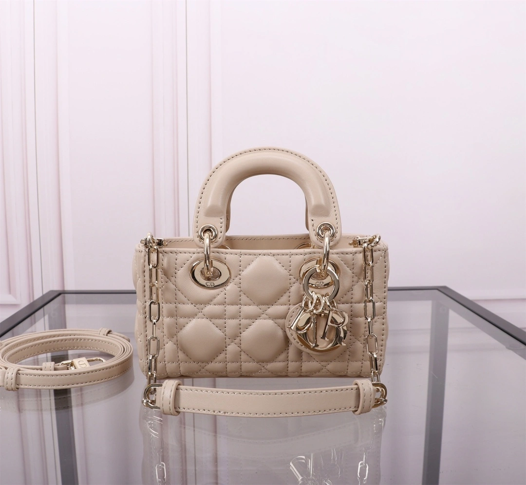 MOMO-- 4ior S0910ONGE-M50U high quality version Lady D-Joy sheepskin item:E-B000L2048T