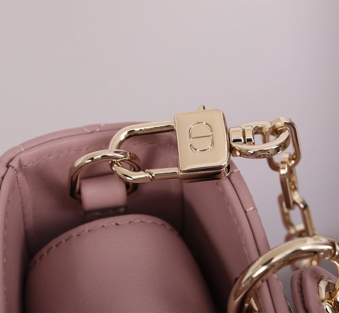 MOMO--4ior S0910ONGE-M81P high quality version Lady D-Joy sheepskin item:E-B000L2049T