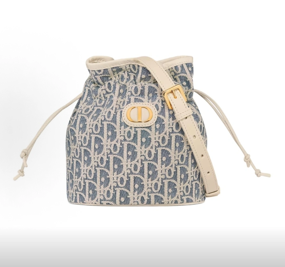 MOMO--4ior S2374UDFD-M925 high quality version 30 Montaigne cowhide item:E-B000L2064T