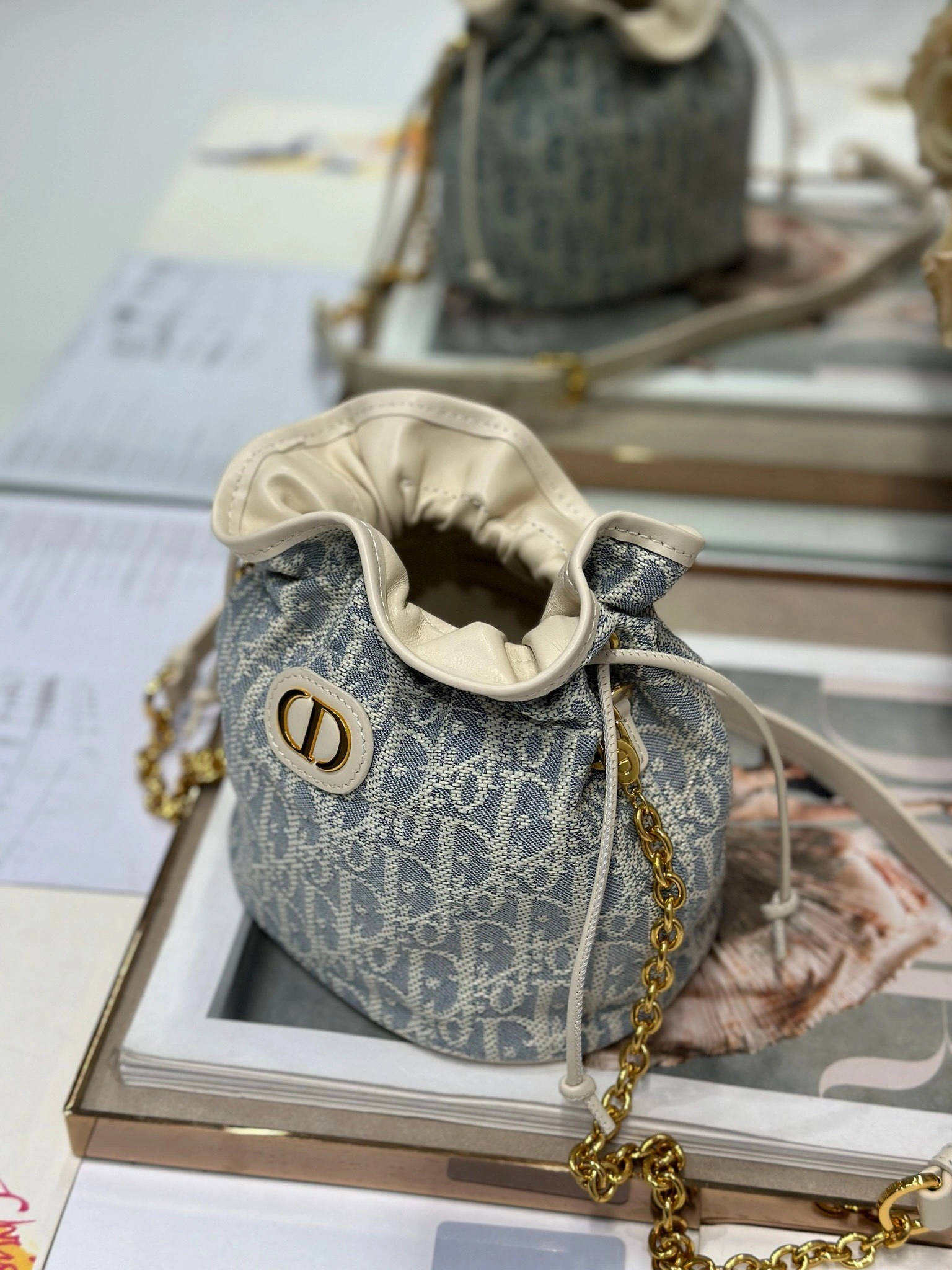 MOMO--4ior S2374UDFD-M925 high quality version 30 Montaigne cowhide item:E-B000L2064T