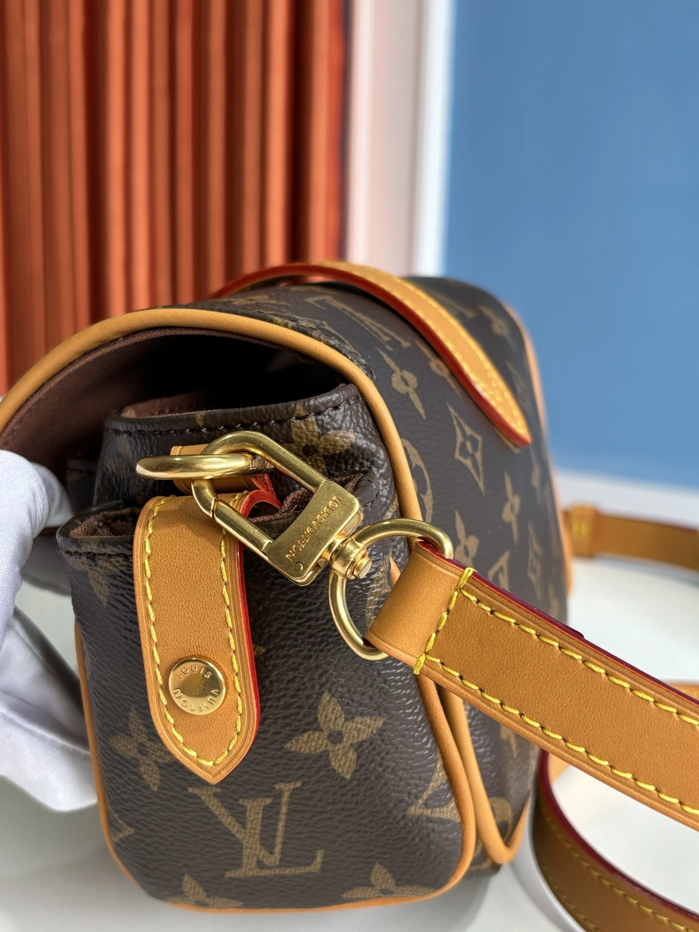 MOMO-- 8V M14742 high quality version Cargo Monogram Archive cowhide item:E-B808L1824T