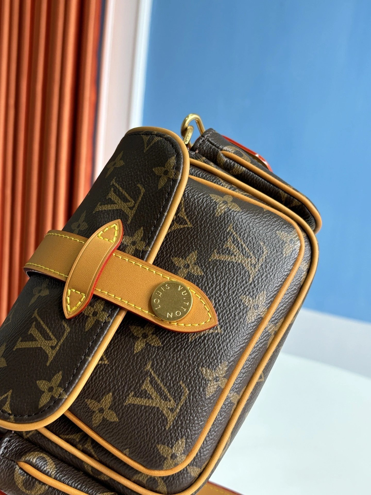 MOMO-- 8V M14742 high quality version Cargo Monogram Archive cowhide item:E-B808L1824T