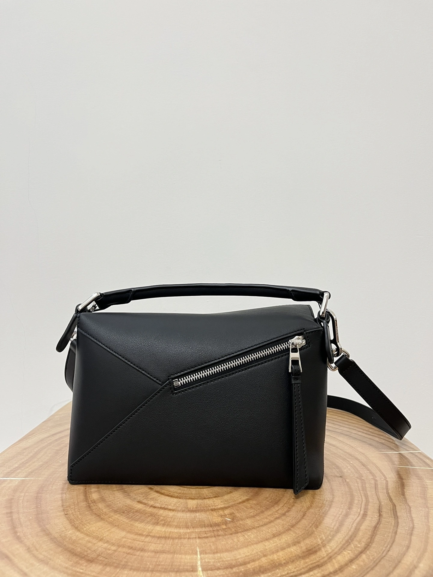 MOMO-- 8o5w5 A510P60X41-1100 high quality version Calfskin 24CMPuzzle item:E-B050I0519