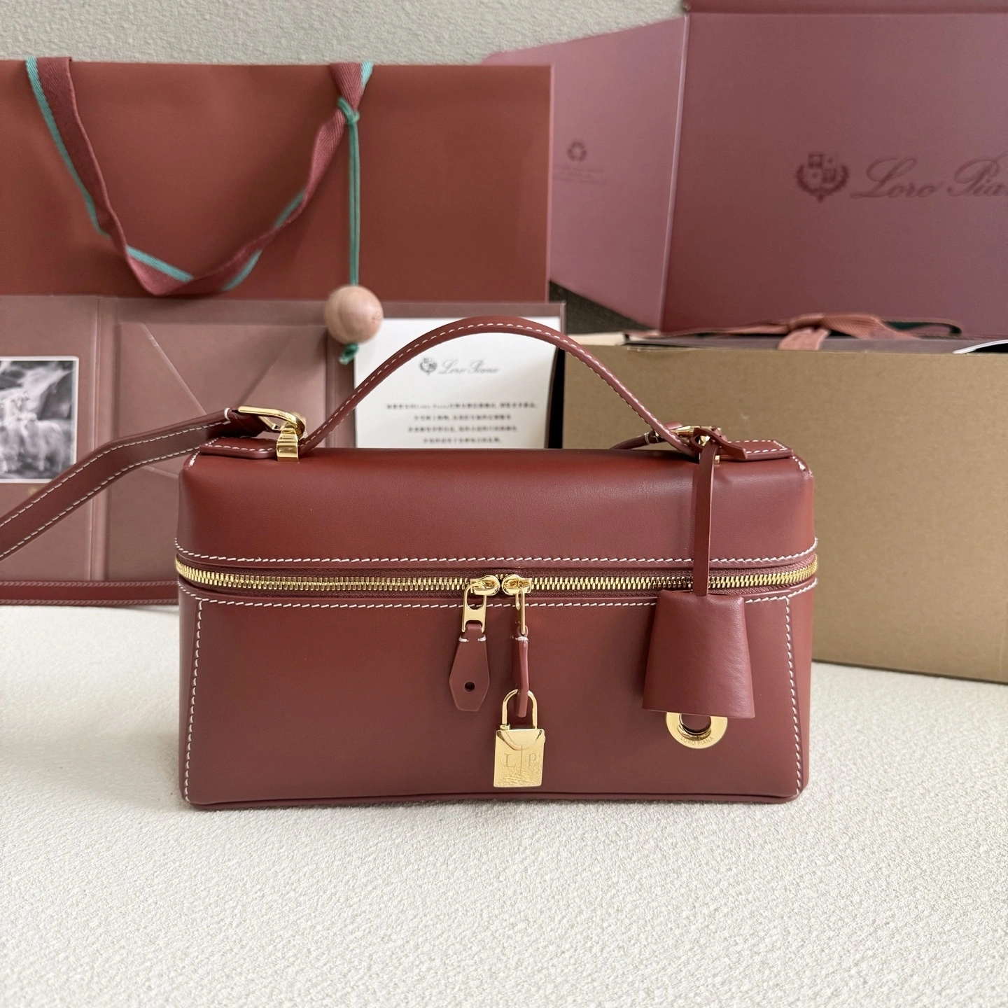 MOMO-- 8oro Pi191 FAQ2126-P0AI high quality version Extra Bag cowhide item:E-B177I1031