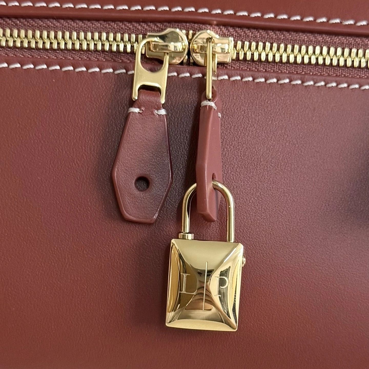 MOMO-- 8oro Pi191 FAQ2126-P0AI high quality version Extra Bag cowhide item:E-B177I1031