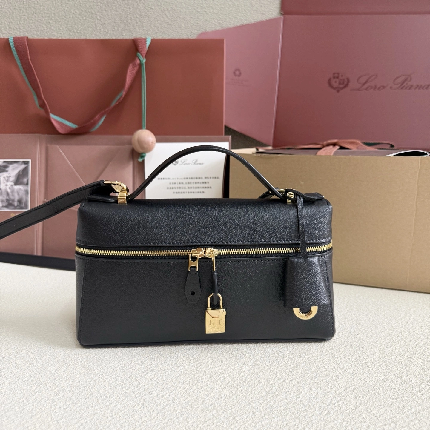 MOMO-- 8oro Pi191 FAQ2231-W1B4 high quality version Extra Bag cowhide item:E-B177I1032