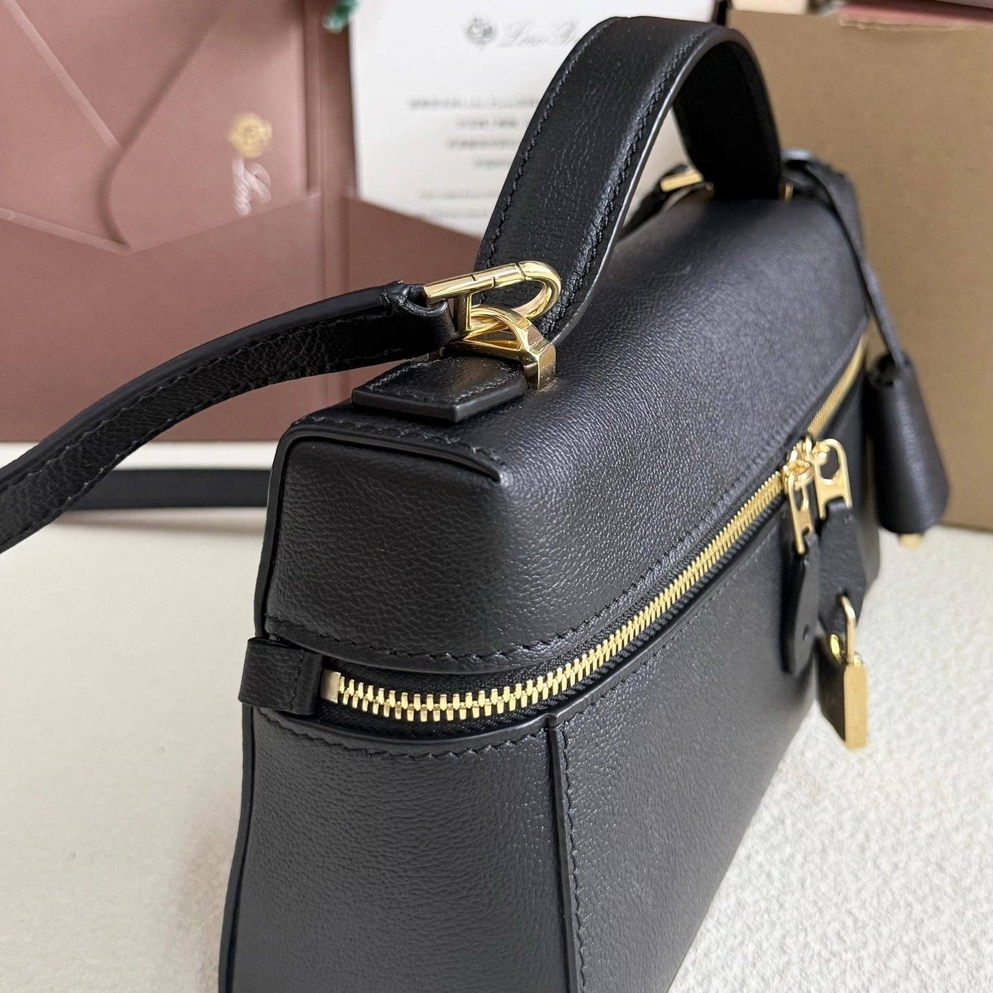 MOMO-- 8oro Pi191 FAQ2231-W1B4 high quality version Extra Bag cowhide item:E-B177I1032