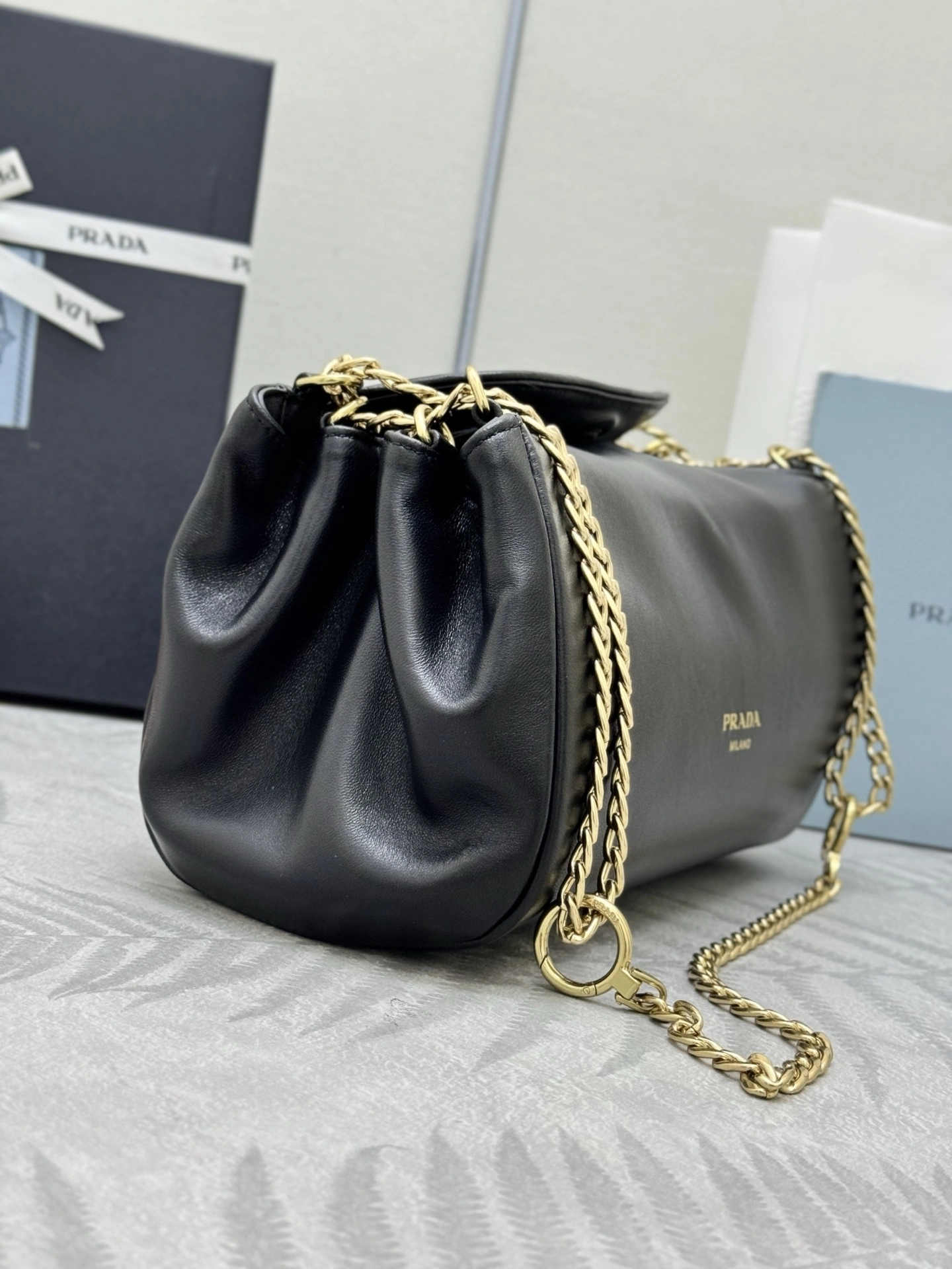 MOMO--Pr141 1BD395_2DX8_F0002 high quality version Tumulte sheepskin item:E-B000K0709