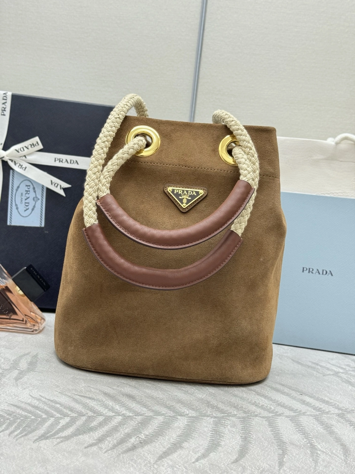 MOMO-- Pr141 1BE082_2HAE_F0401 high quality version Re-Nylon Calfskin item:E-B000K0619
