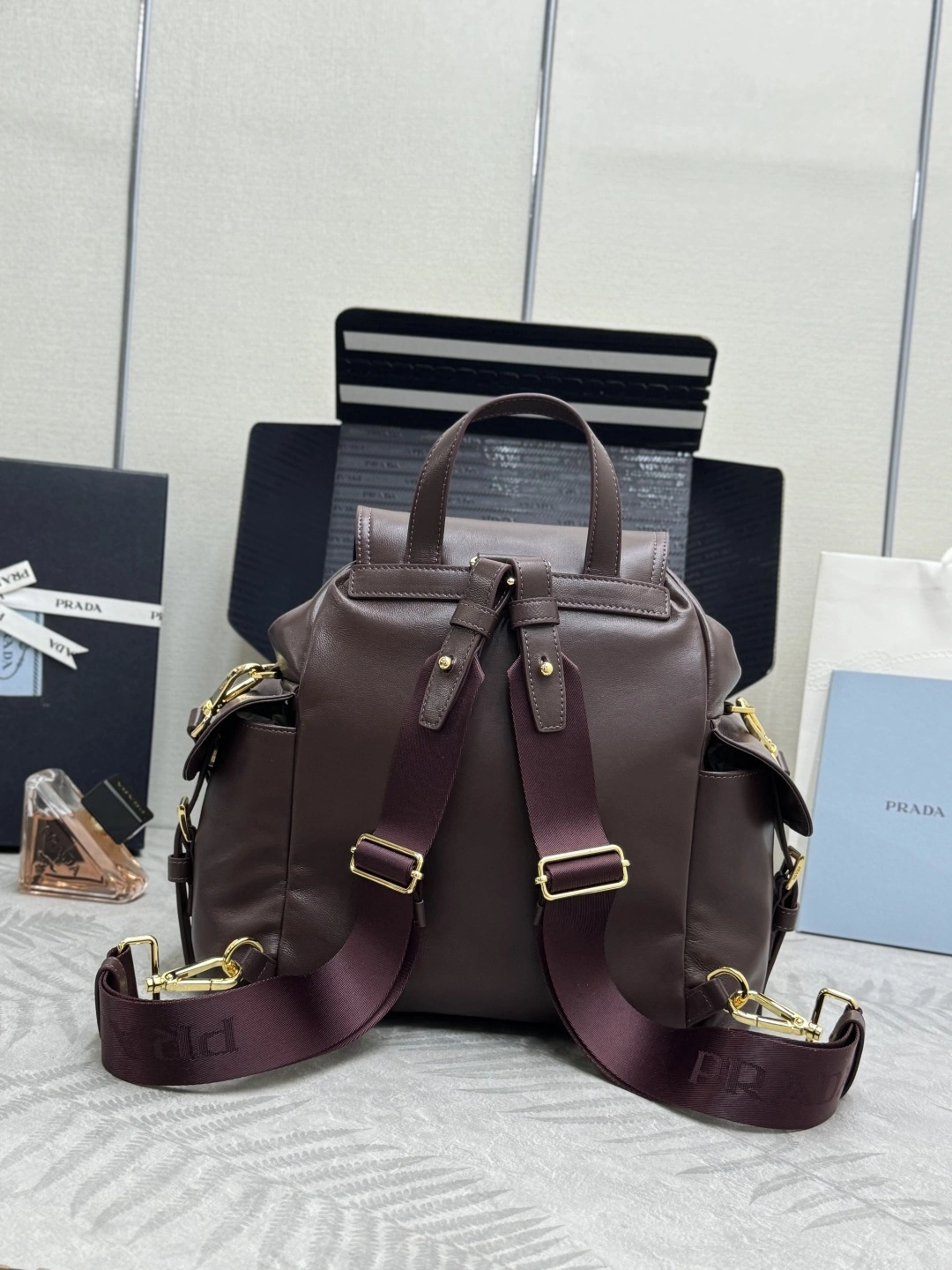 MOMO-- Pr141 1BZ080_2DX8_F0038 high quality version Explore sheepskin item:E-B000K0735