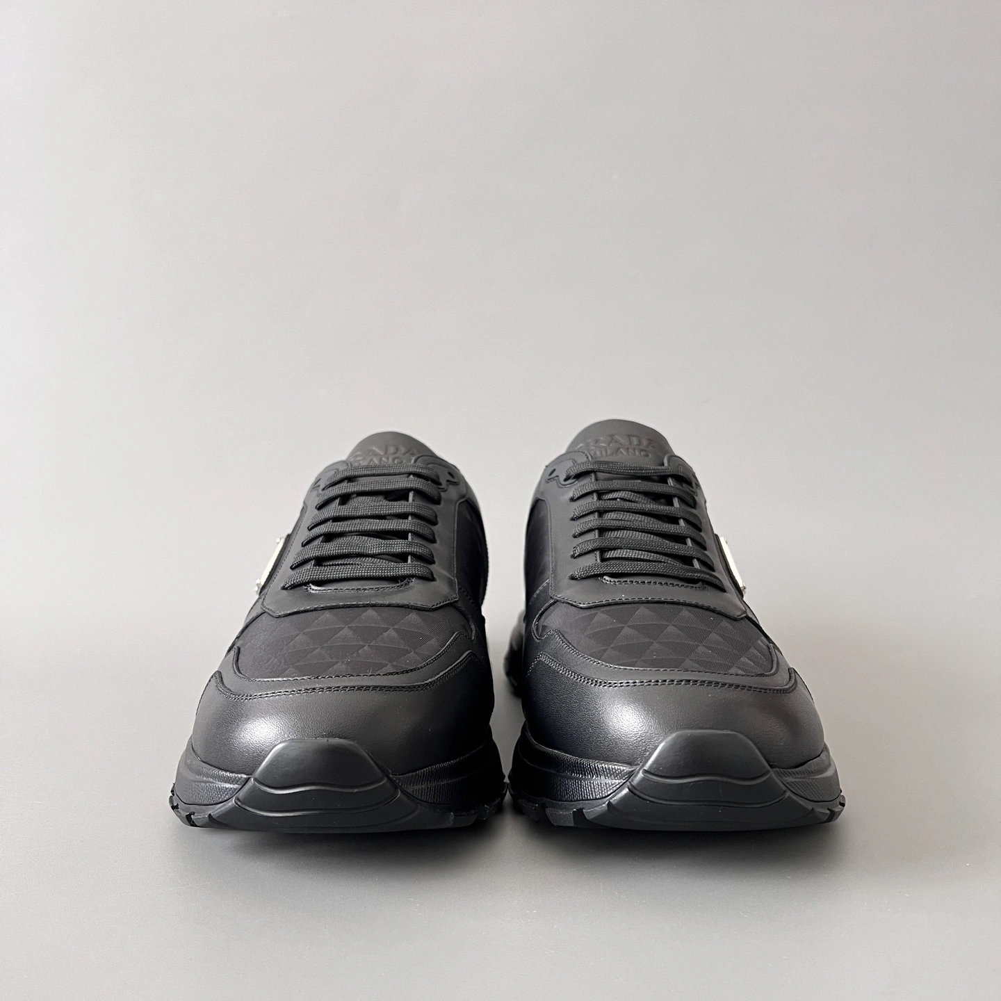 OOBB-- Pr141 2EE390_3LNW_F0002_F_G000 1E620N_3LNW_F0002_F_045 cowhide item:F-X300B0233B