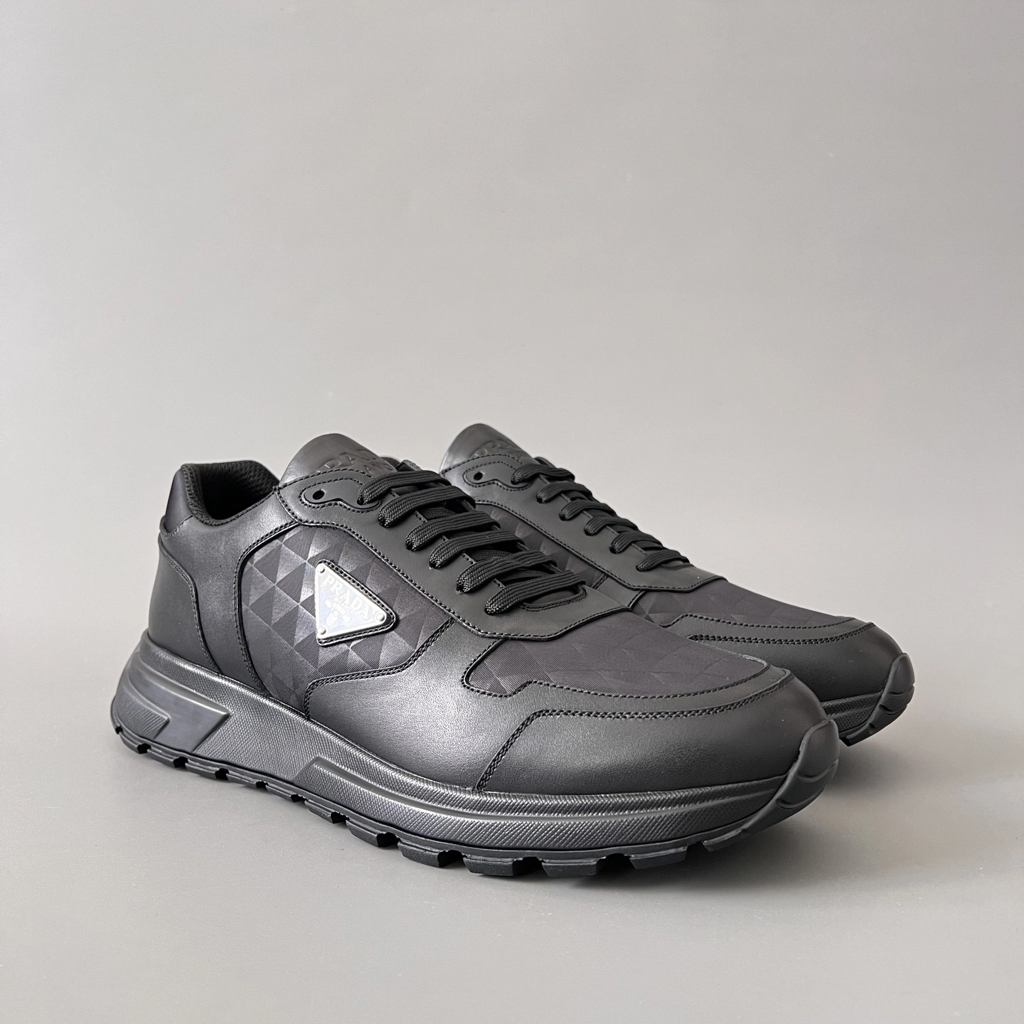OOBB-- Pr141 2EE390_3LNW_F0002_F_G000 1E620N_3LNW_F0002_F_045 cowhide item:F-X300B0233B