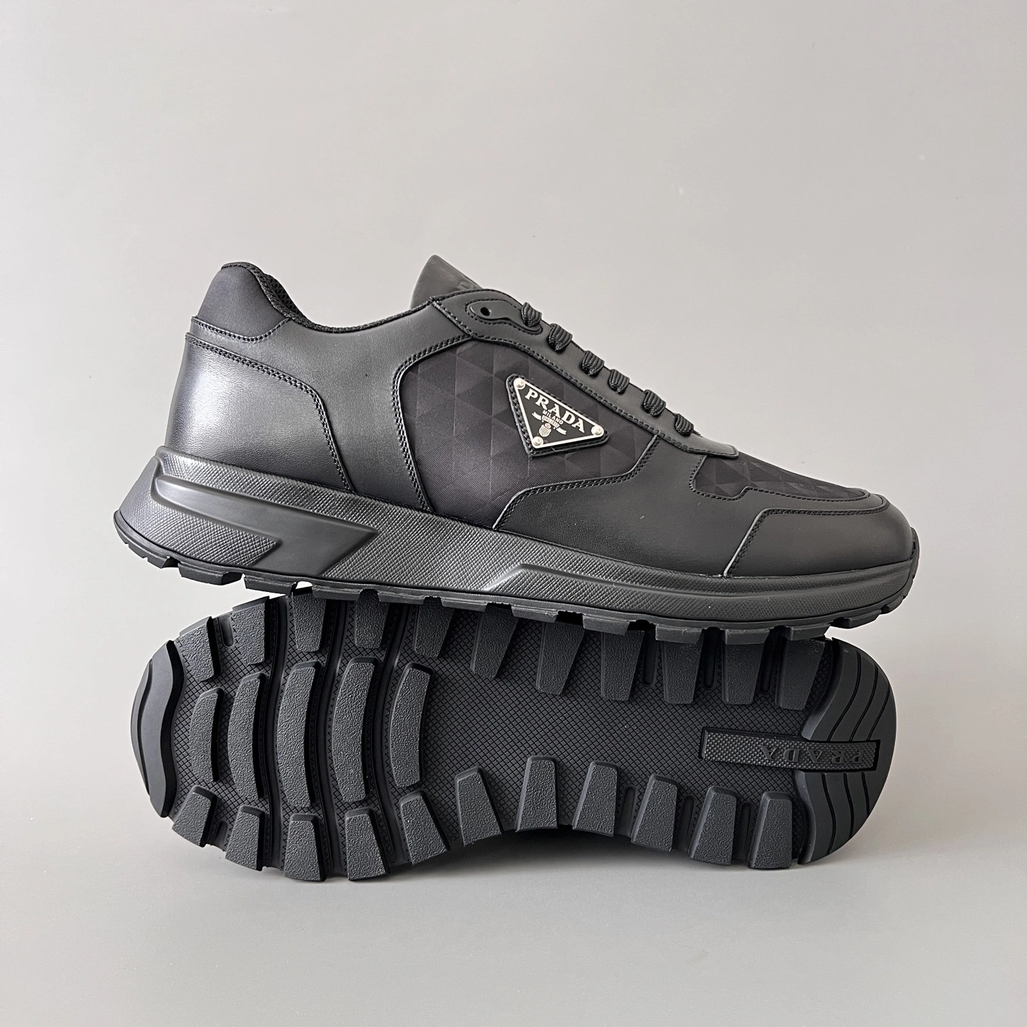 OOBB-- Pr141 2EE390_3LNW_F0002_F_G000 1E620N_3LNW_F0002_F_045 cowhide item:F-X300B0233B