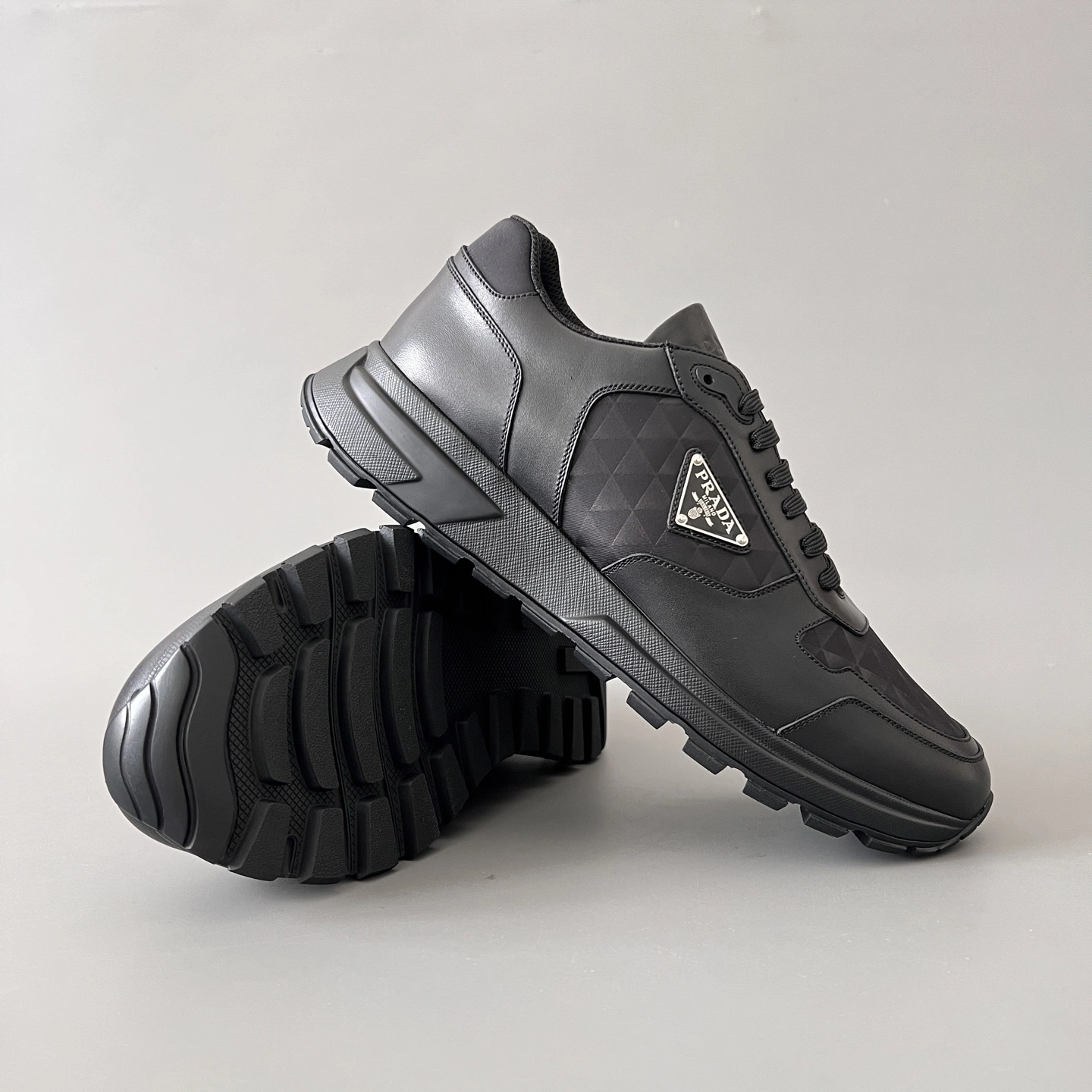 OOBB-- Pr141 2EE390_3LNW_F0002_F_G000 1E620N_3LNW_F0002_F_045 cowhide item:F-X300B0233B