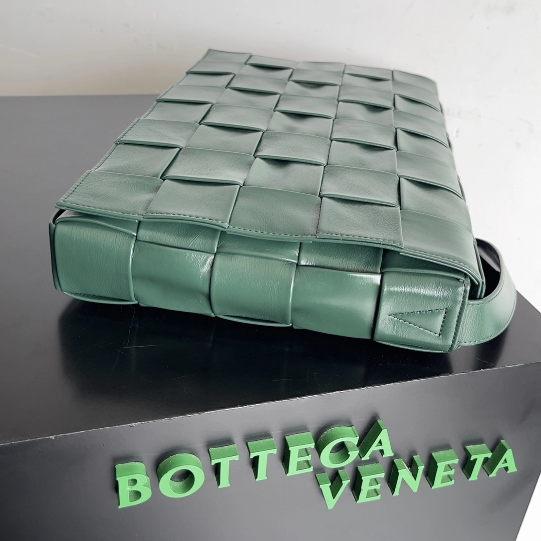 MOMO-- V595t1 691407VCQ713061 high quality version cowhide waxed skin item:E-B000A0849