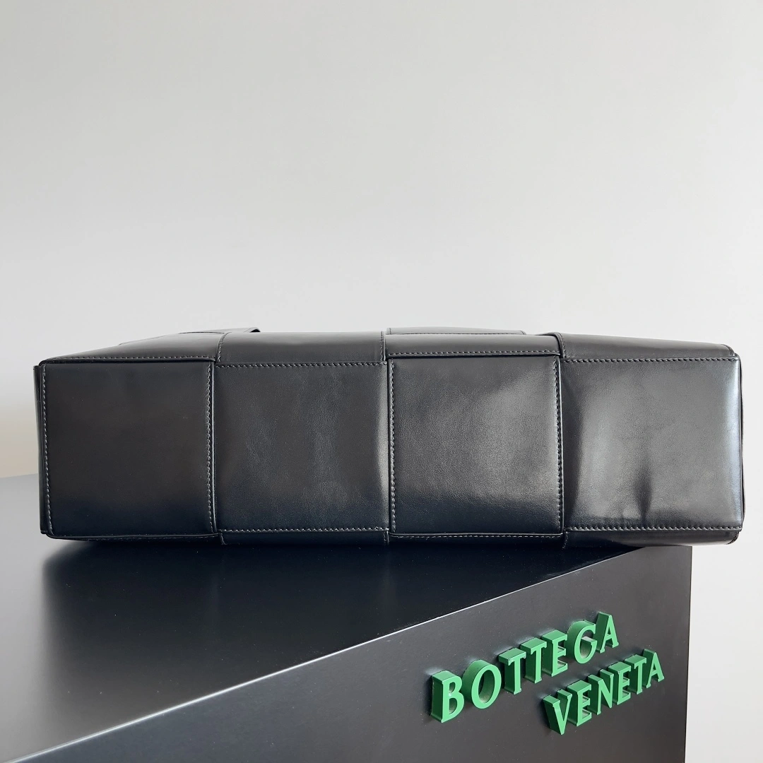 MOMO-- V595t1 736182VB1K08480 high quality version waxed skin cowhide item:E-B100B2706