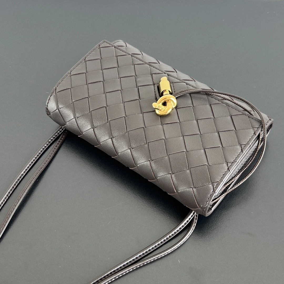 MOMO-- V595t1 high quality version 836940VCPP22190 Andiamo sheepskin item:E-B063I1708H