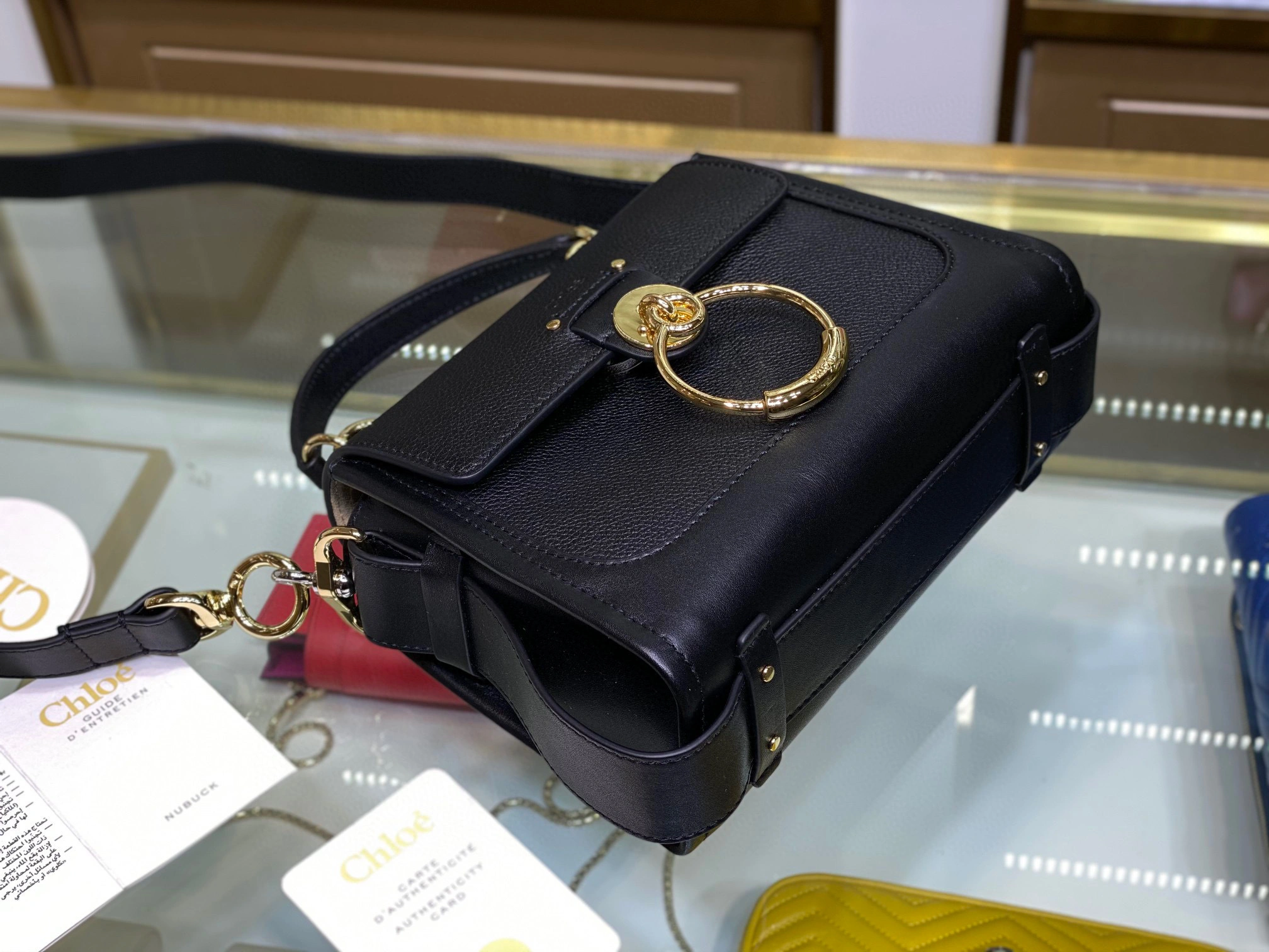 MOMO- high quality version CHC22-SS142G33-TESS001 Tess Day calfskin item：B-B063J2323C