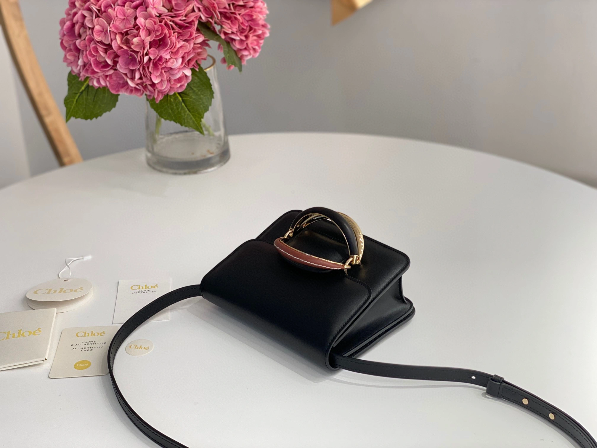 MOMO- high quality version CHC22-SS500G14-001 2022S Kattie calfskin item：B-B063J2310C