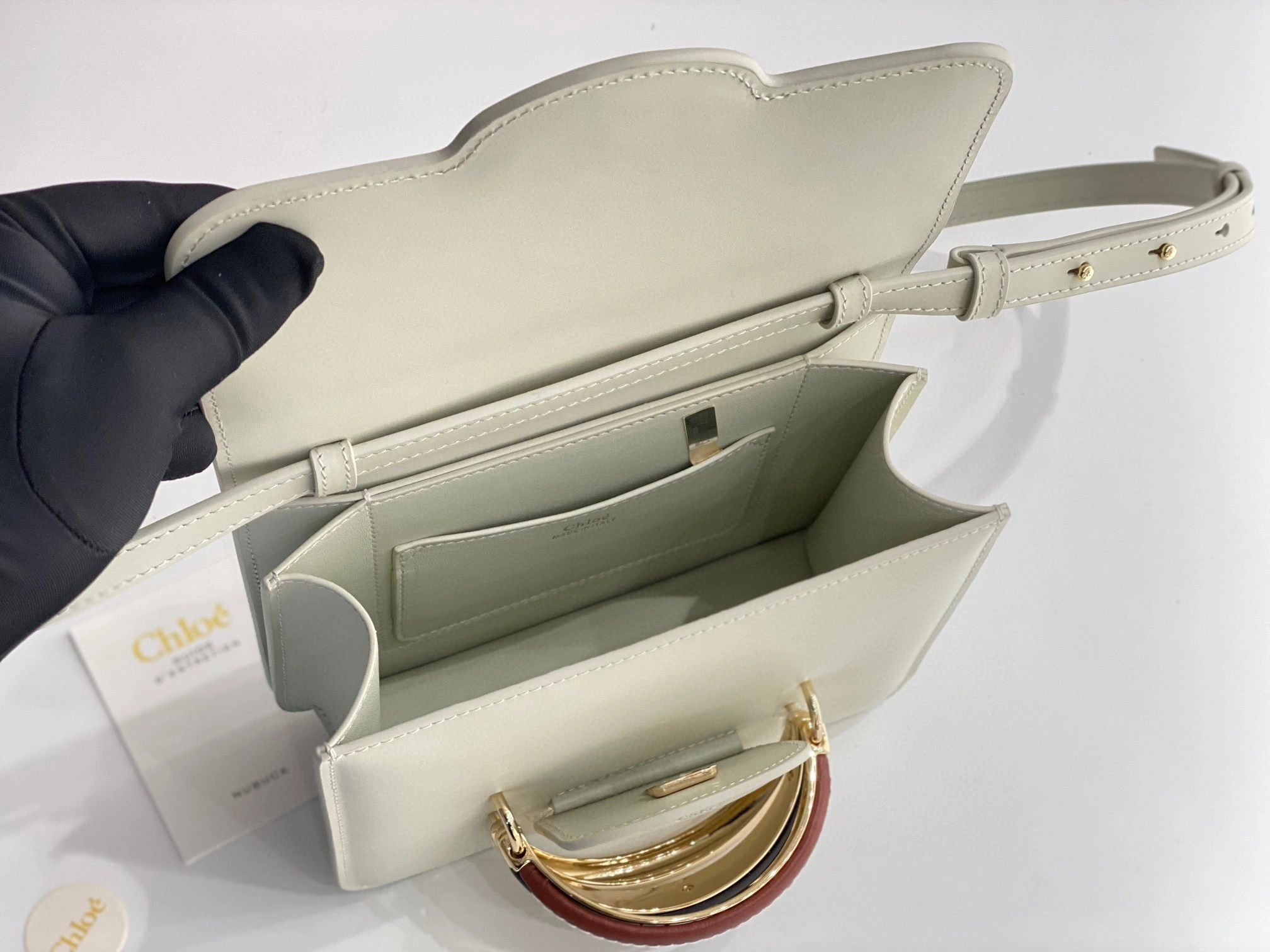 MOMO- high quality version CHC22-SS500G14-101 2022S Kattie calfskin item：B-B063J2309C
