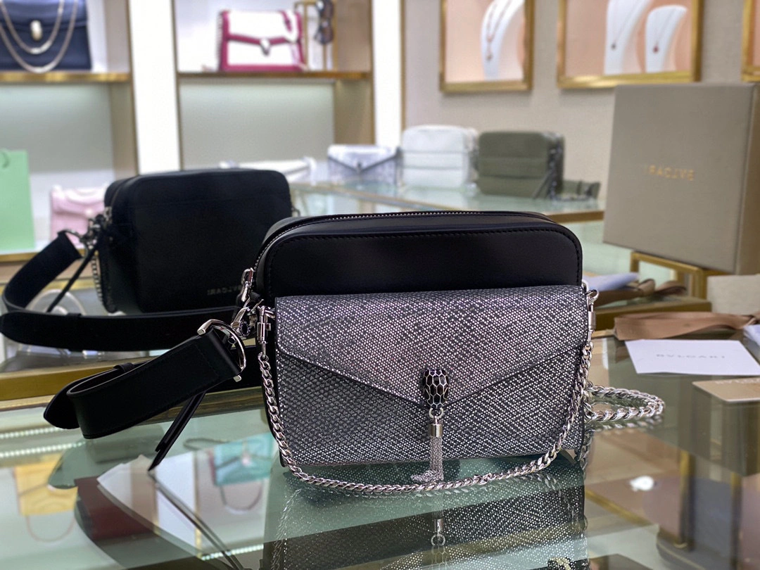 “ ” item:B-B063B0643