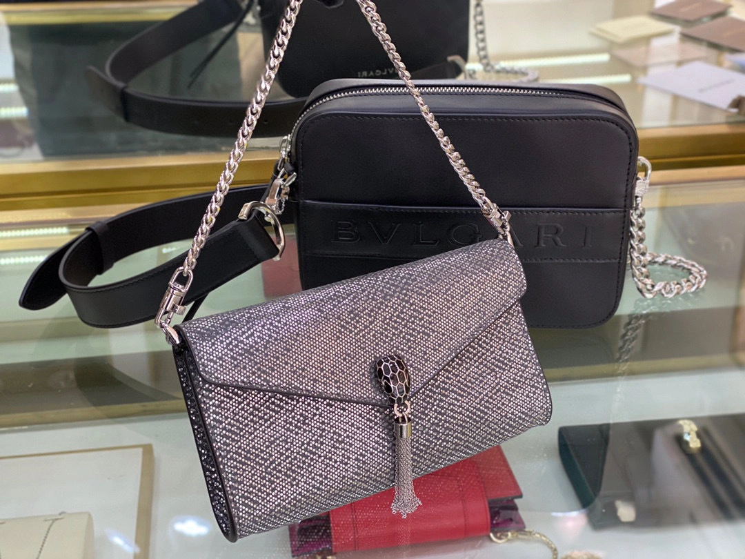 “ ” item:B-B063B0643