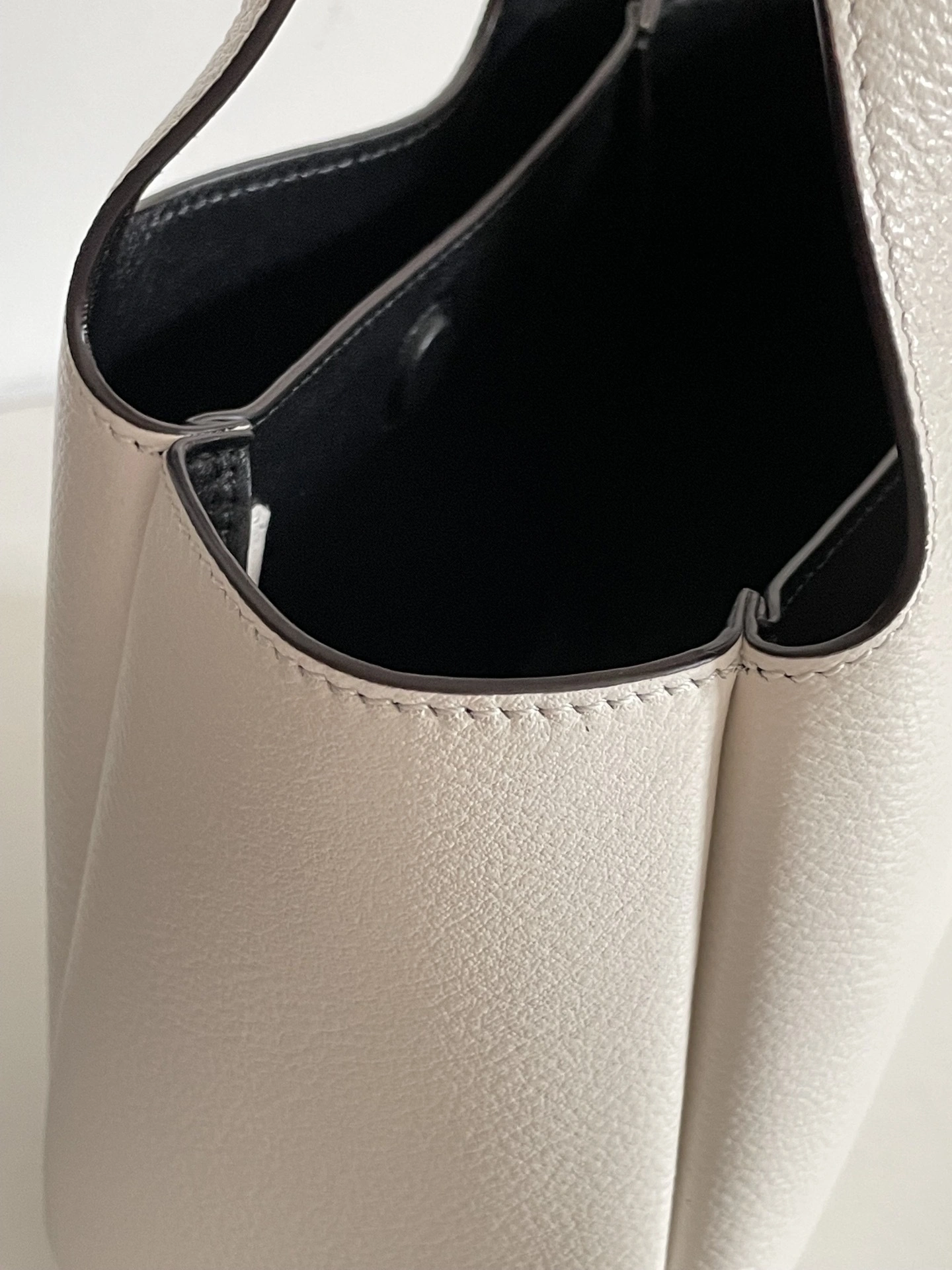 MOMO-- Pr141 1BA349_2DKV_F0G3Z_V_OOO high quality version Calfskin sheepskin item:E-B805H1531