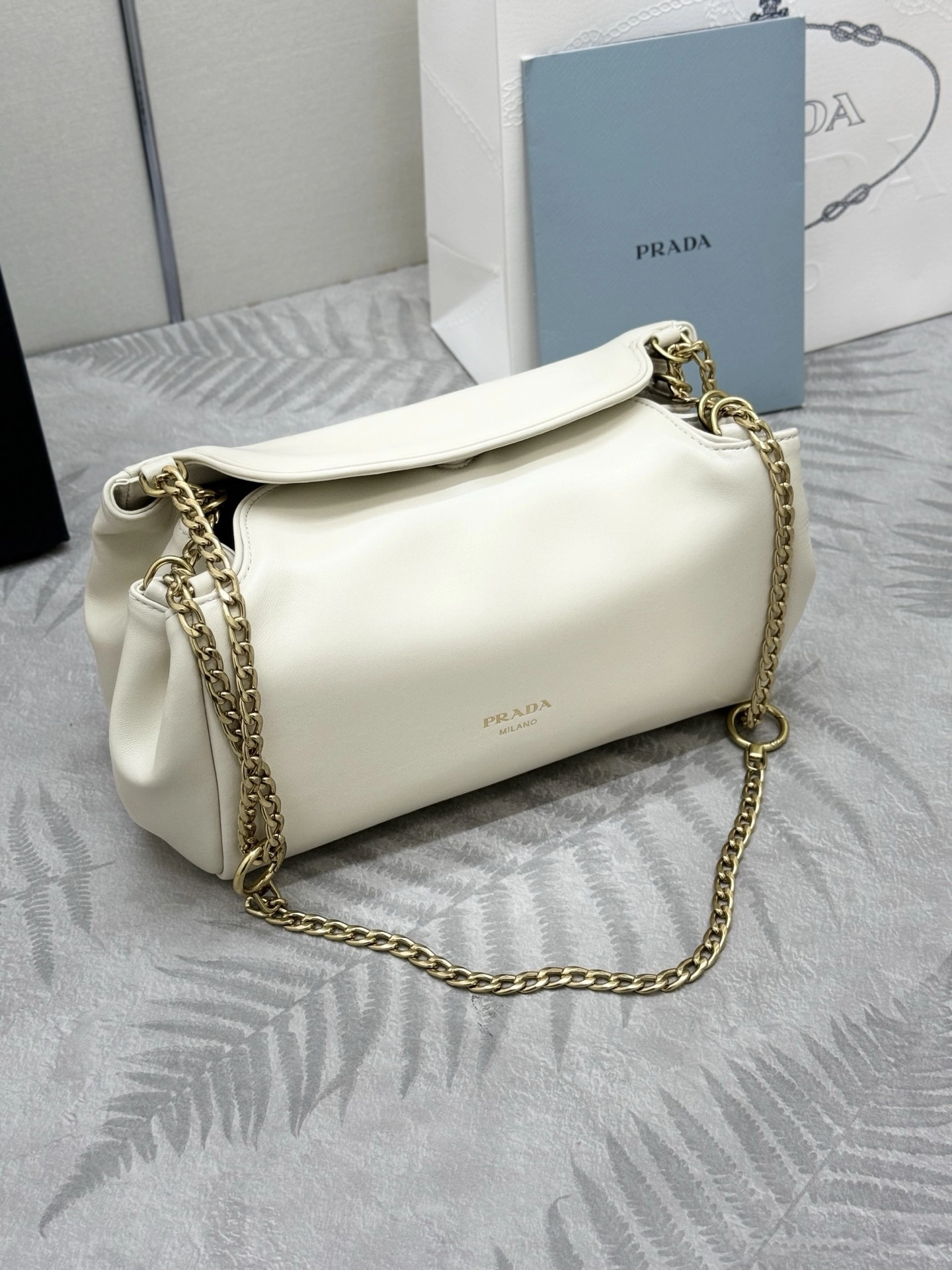 MOMO-- Pr141 1BA463-1BD395_2DX8_F0009 high quality version Tumulte sheepskin item:E-B000K0627
