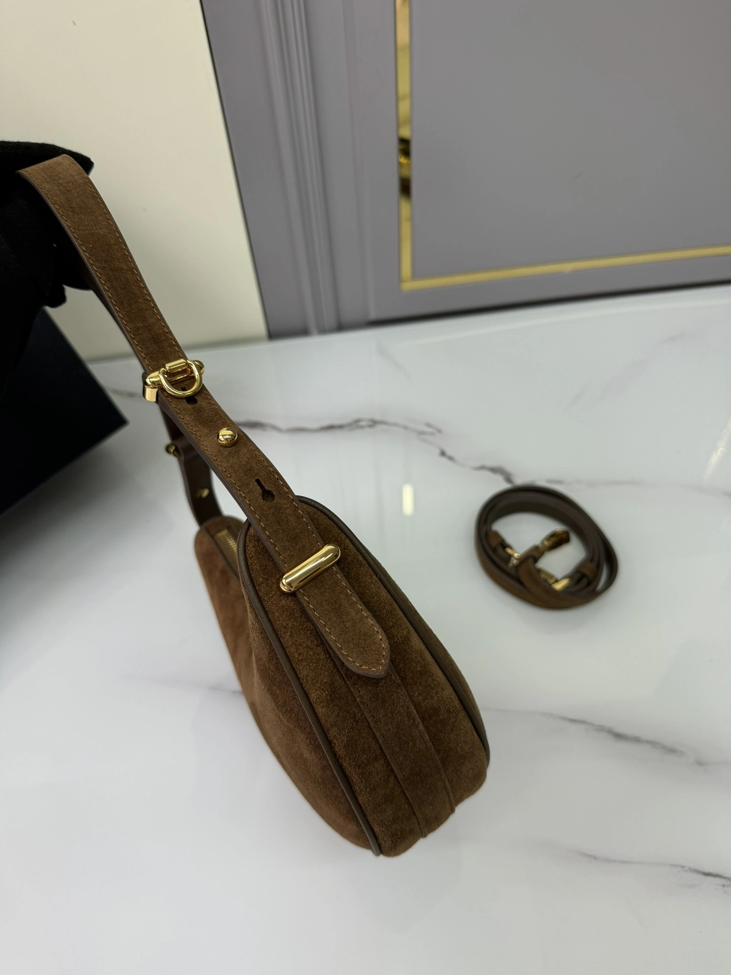 MOMO-- Pr141 1BC194_2C4S_F0324_V_OOO high quality version Calfskin sheepskin item:D-B000K1909
