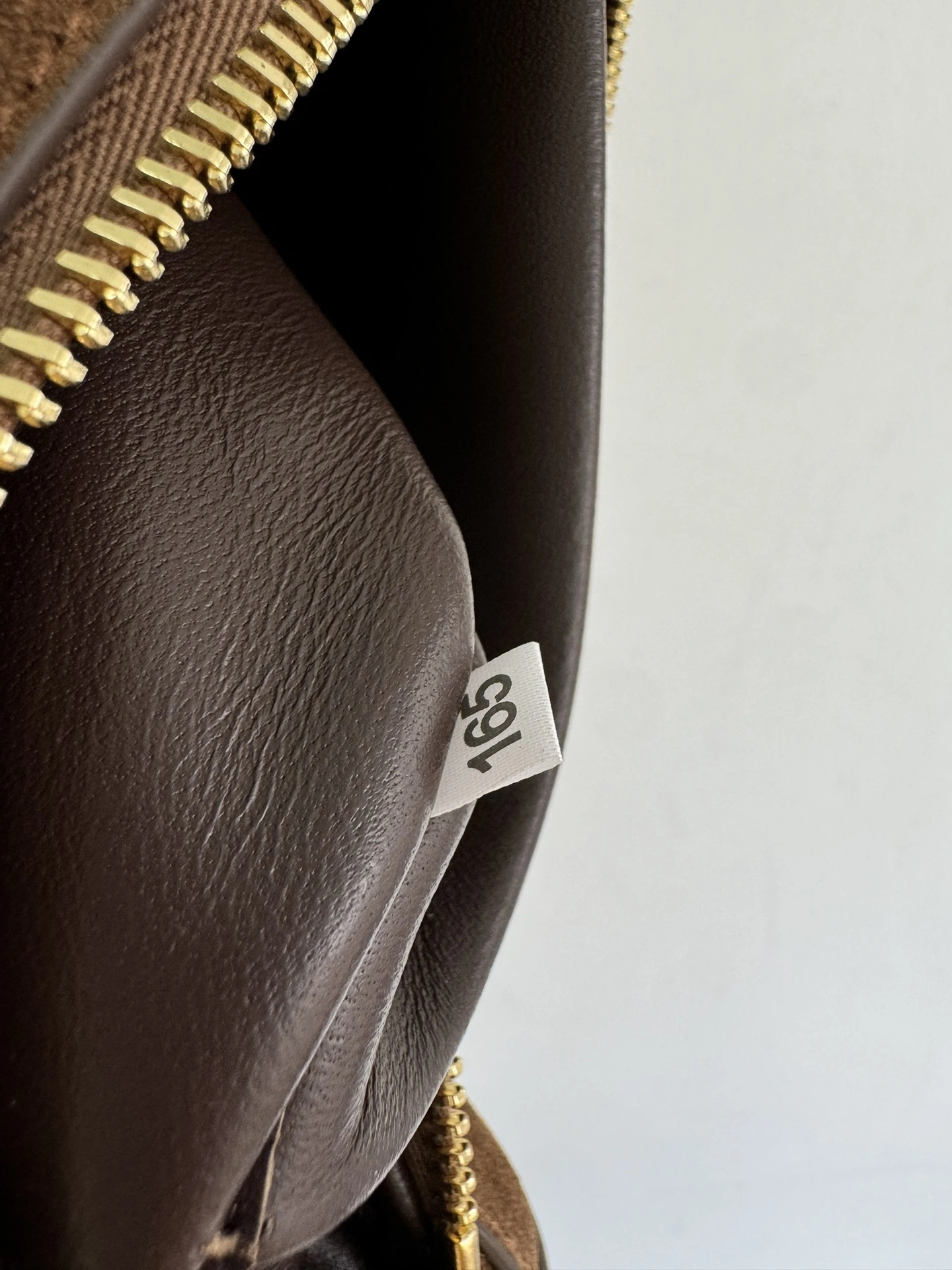 MOMO-- Pr141 1BC194_2C4S_F0324_V_OOO high quality version Calfskin sheepskin item:D-B000K1909