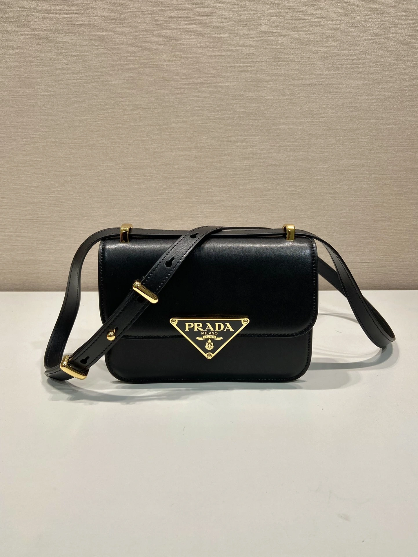 &MOMO-- Pr141 1BD340_2A3A_F0002_V_UTO waxed skin cowhide high quality version item:D-B000K2248