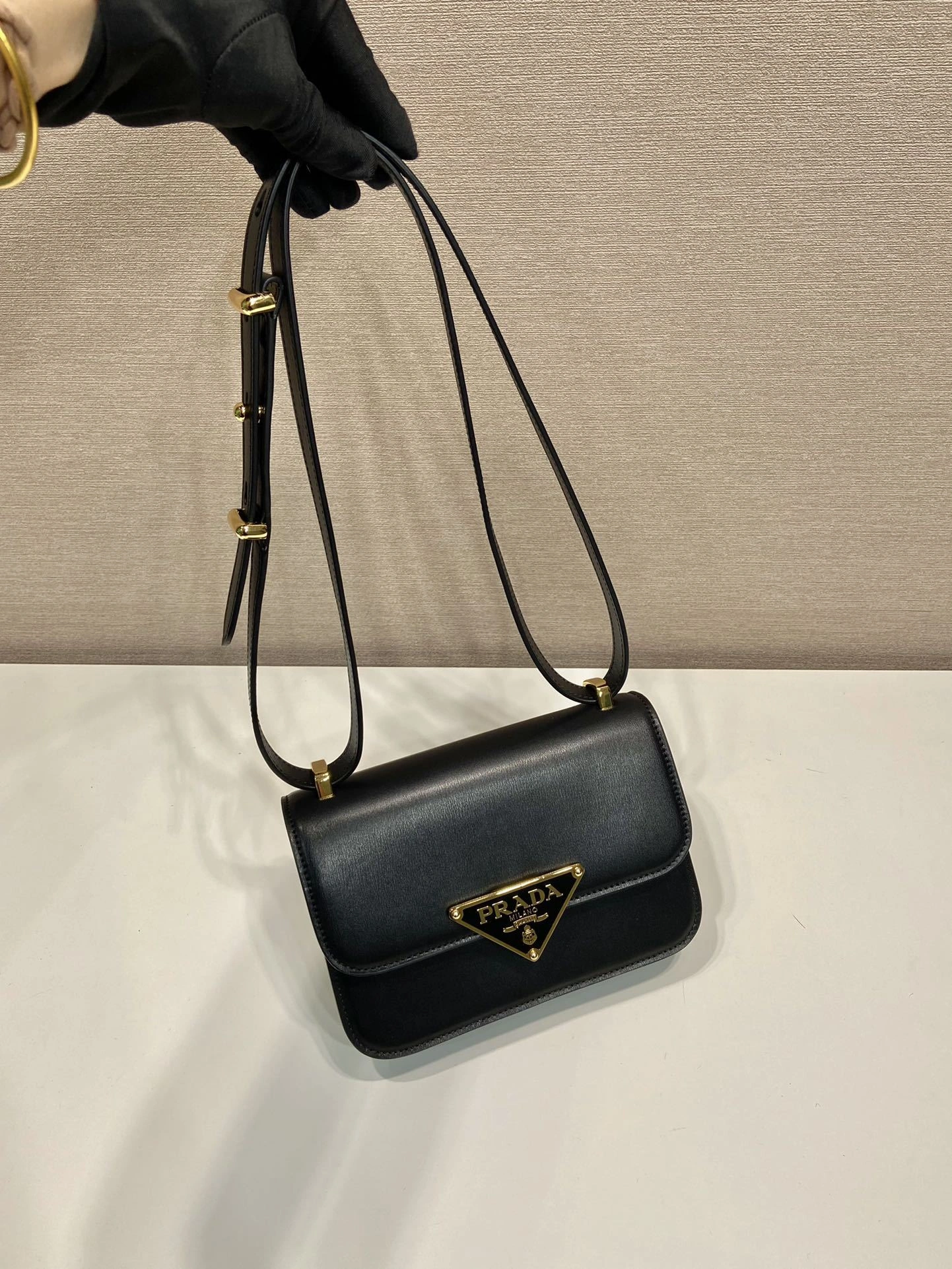 &MOMO-- Pr141 1BD340_2A3A_F0002_V_UTO waxed skin cowhide high quality version item:D-B000K2248