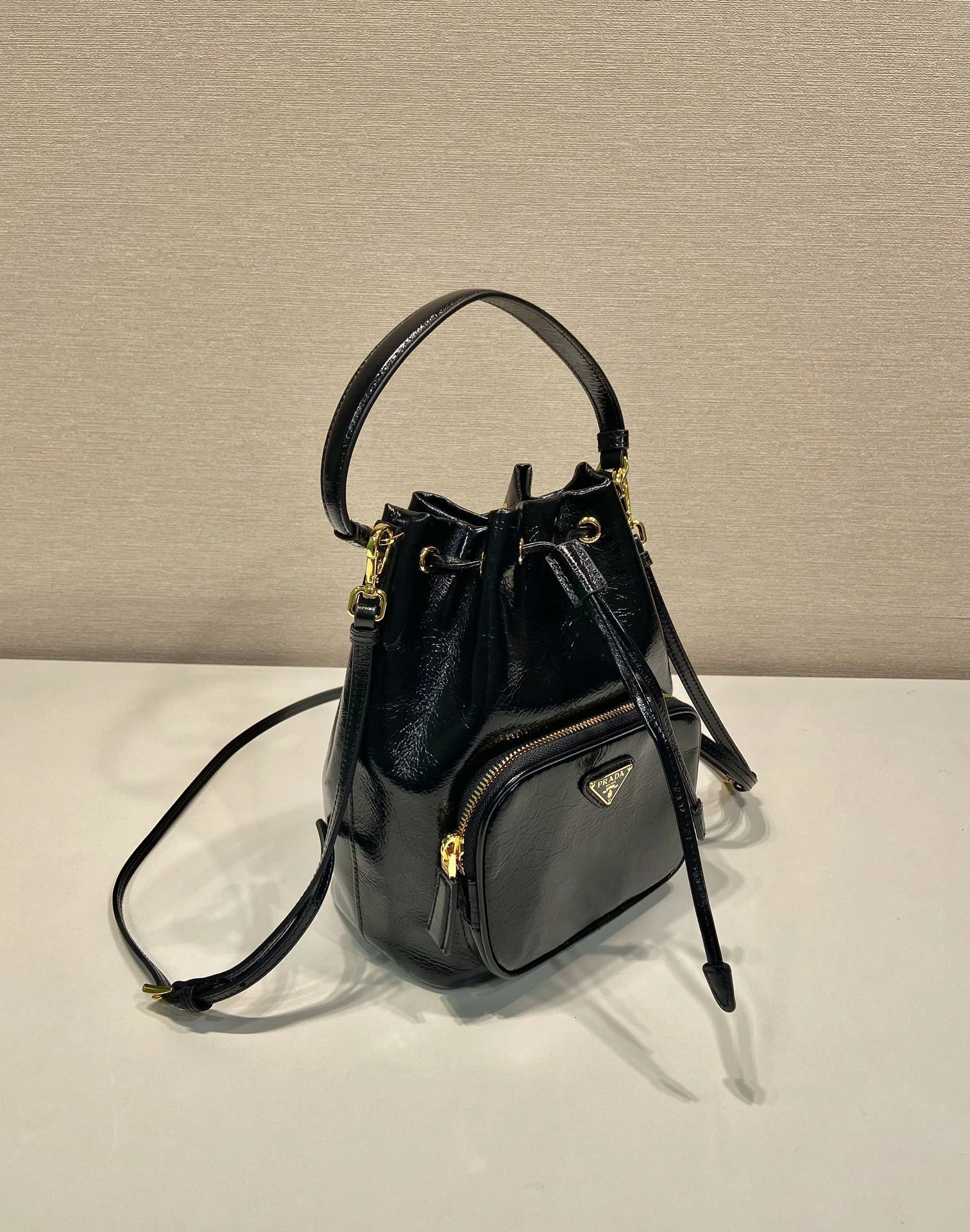 MOMO-- Pr141 1BH038_2DNT_F0002_V_UOM high quality version waxed skin cowhide item:D-B000K2025
