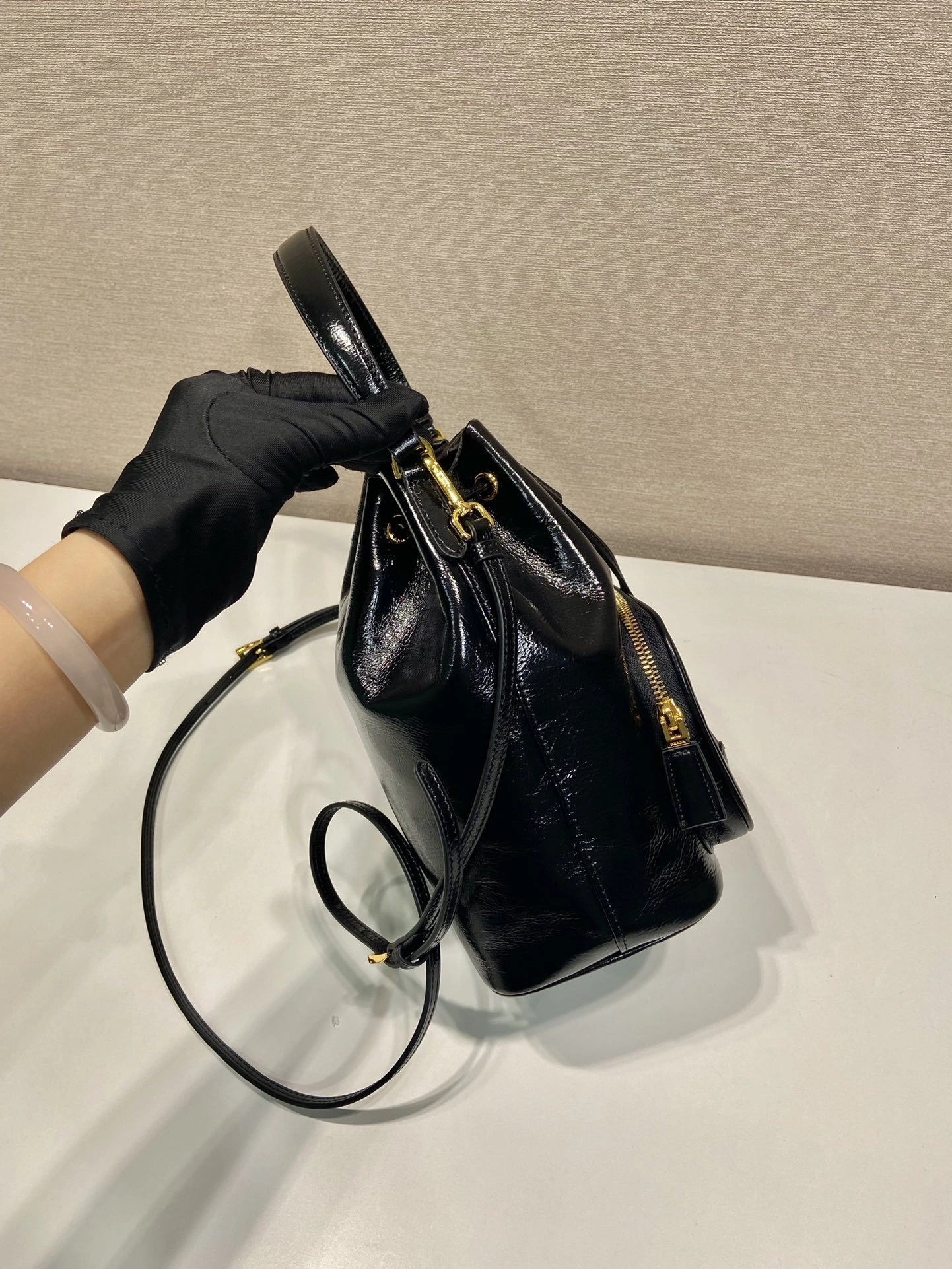 MOMO-- Pr141 1BH038_2DNT_F0002_V_UOM high quality version waxed skin cowhide item:D-B000K2025