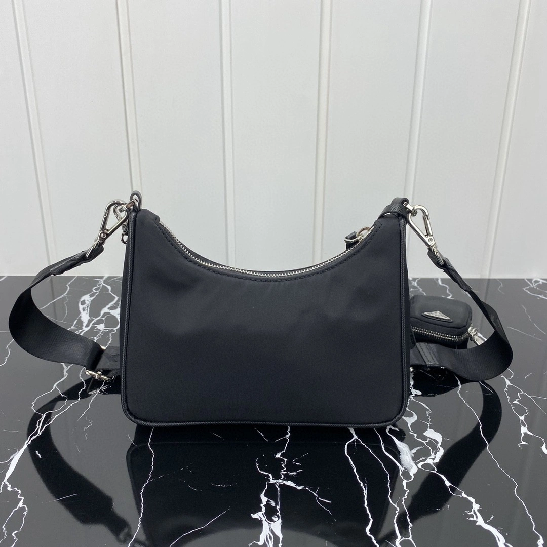 & 1BH204 nylon Hobo item : BT-B225C1922