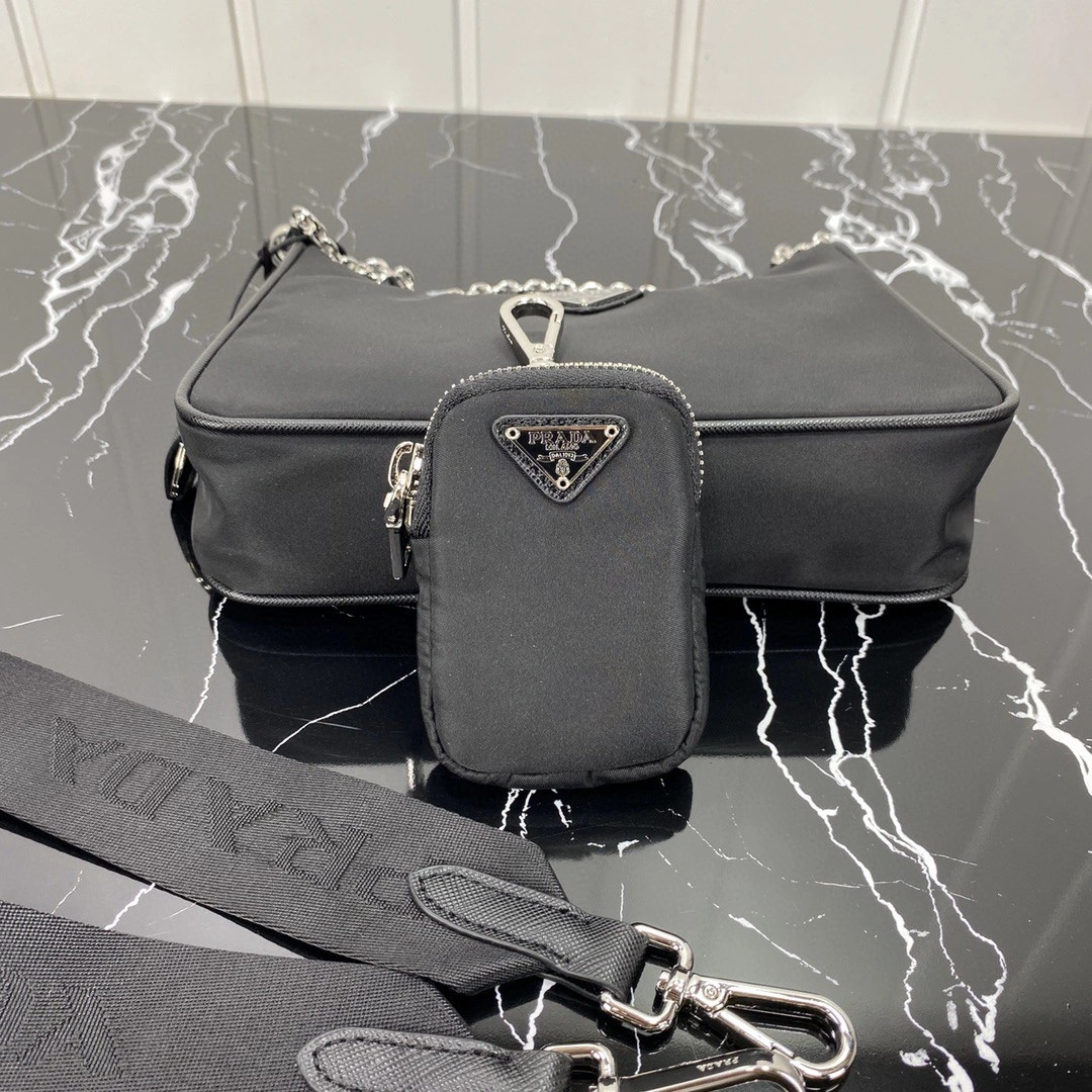 & 1BH204 nylon Hobo item : BT-B225C1922