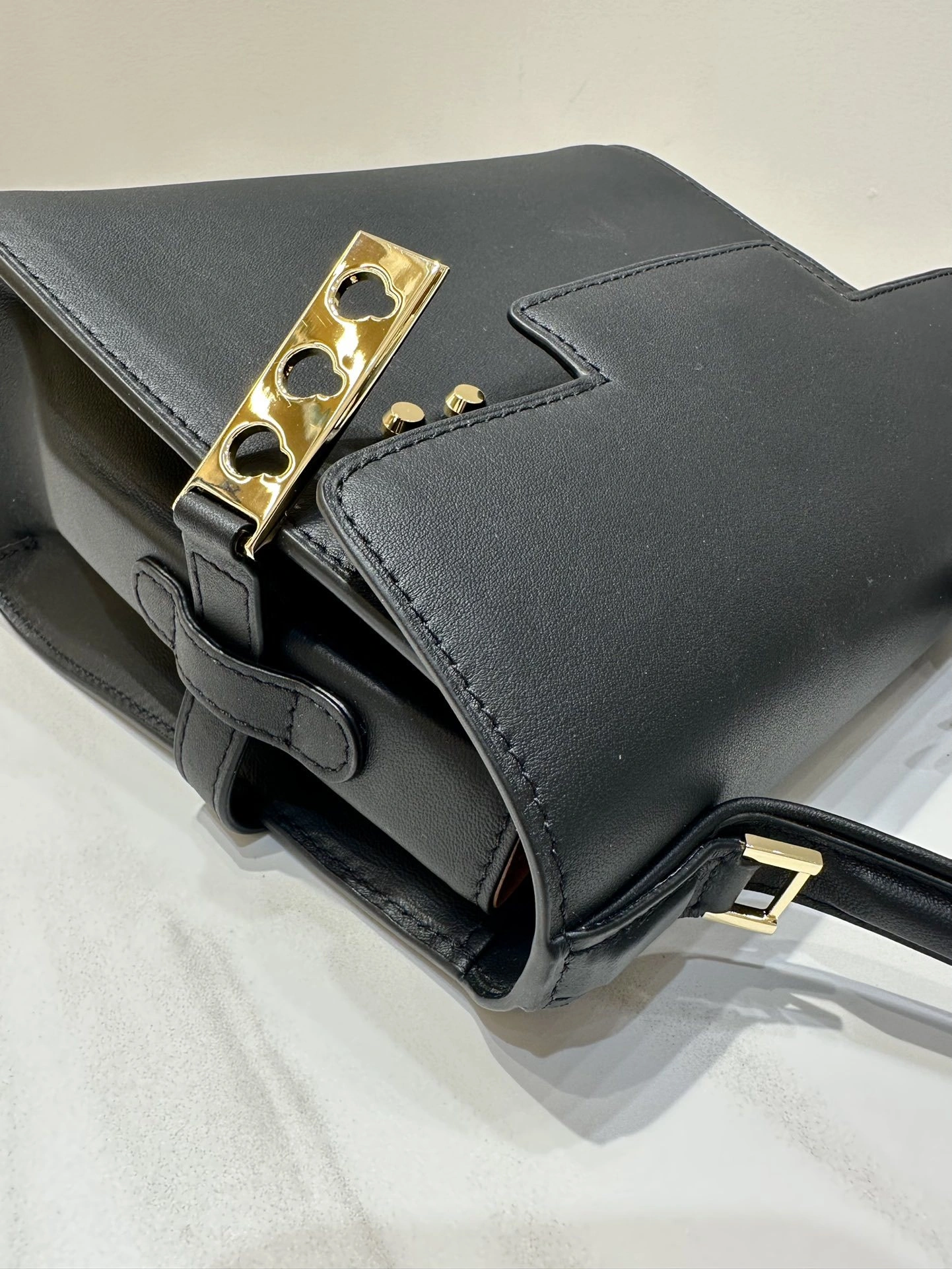 MOMO-- 458v1ux AA0505AAX099ZDO high quality version Calfskin sheepskin item:E-B177I2006