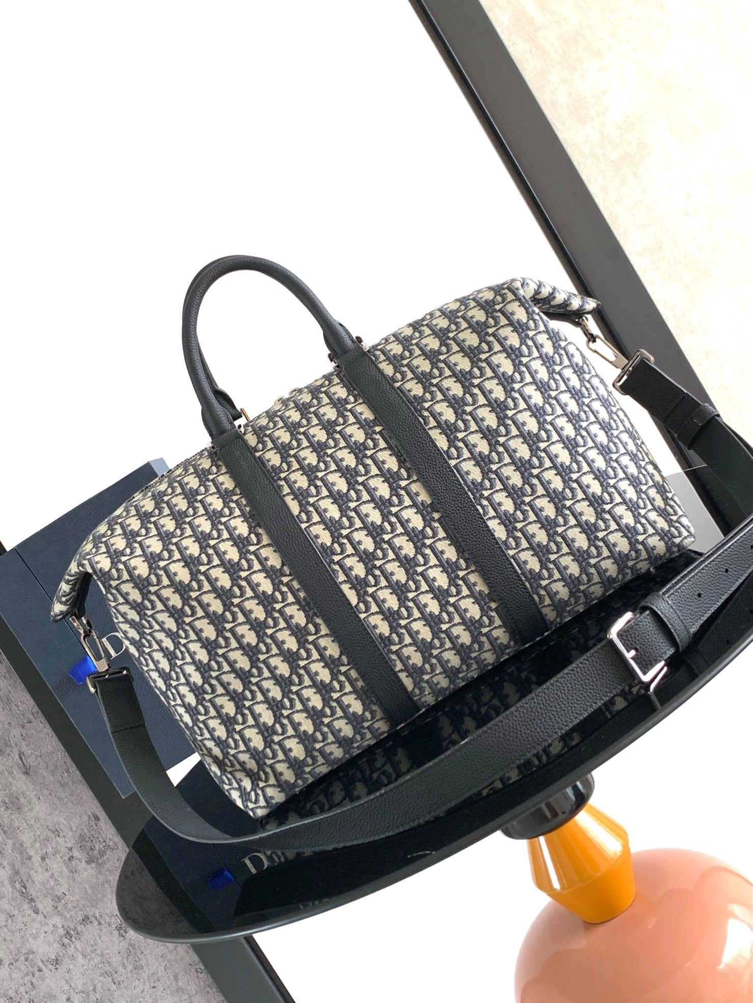 MOMO-- 4ior 1ESDU134YKY_H27E high quality version cowhide Weekender 40 item:E-B813A1285
