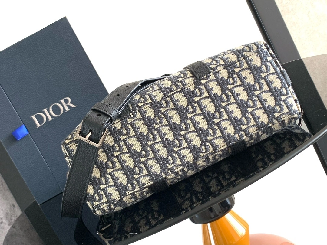MOMO-- 4ior 1ESPO322YKY_H27E high quality version cowhide Weekender 25 item:E-B813A1286