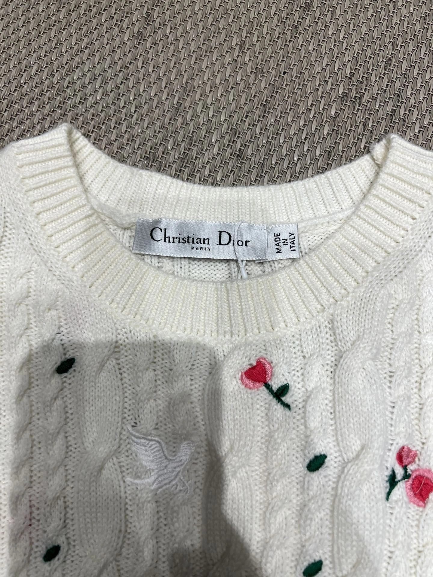 Victoria-- 4ior Rose Embroidered Cable-Knit Cashmere Short-Sleeve Sweater item:F-F140A1401H