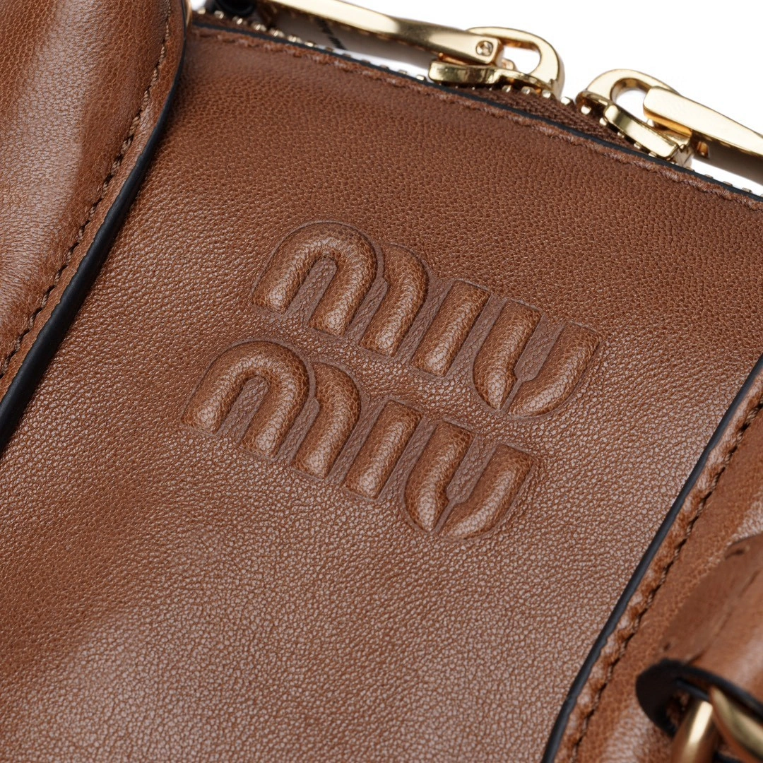 MOMO-- 7iu7iu 5BB169_2BBL_F0316_V_OOO high quality version Aventure sheepskin item:E-B461A1252