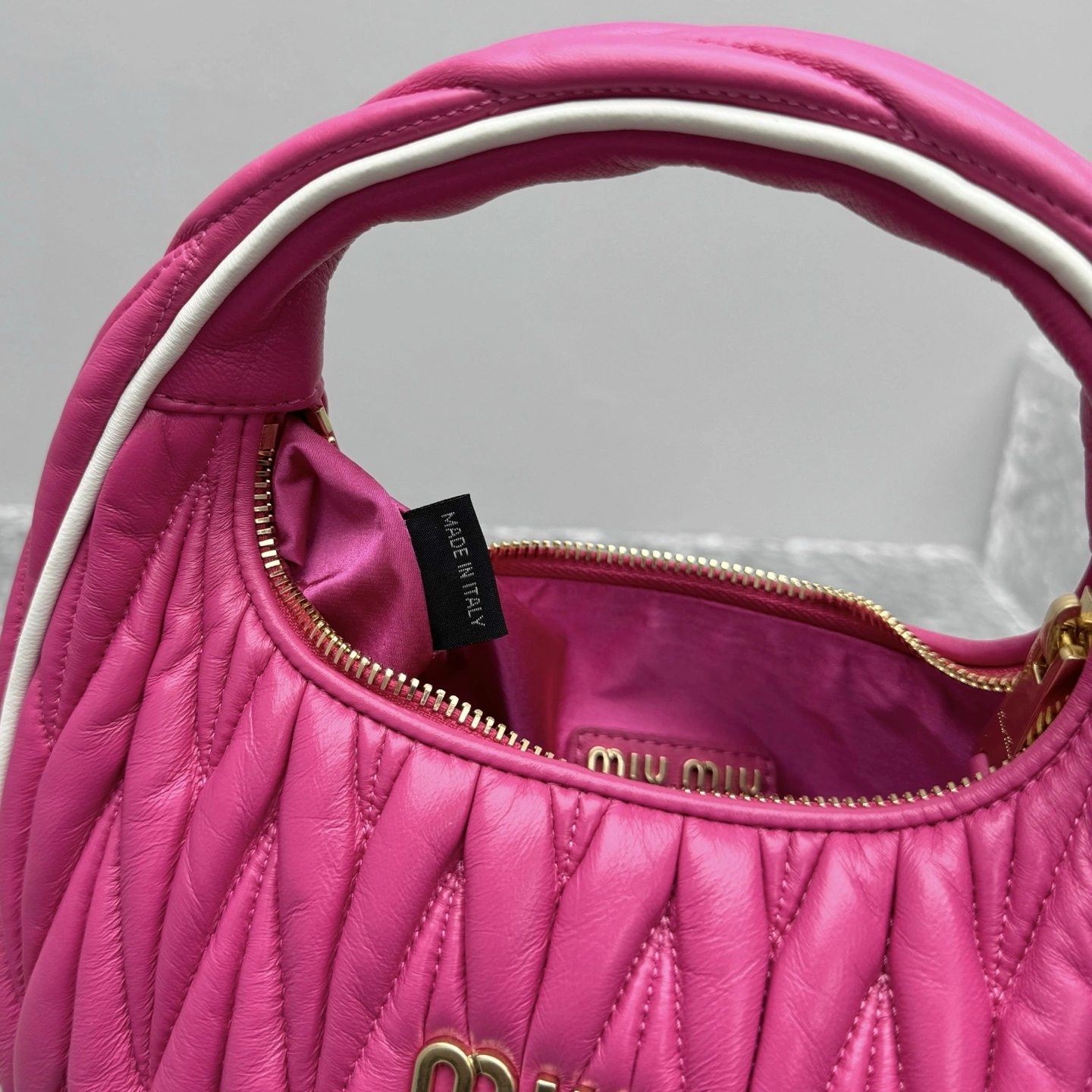MOMO- 7iu7iu 5BC125_2IBS_F0F6W_V_OOF 𝐰𝐚𝐧𝐝𝐞𝐫 𝐡𝐨𝐛𝐨 high quality version sheephide item:E-B664G1905