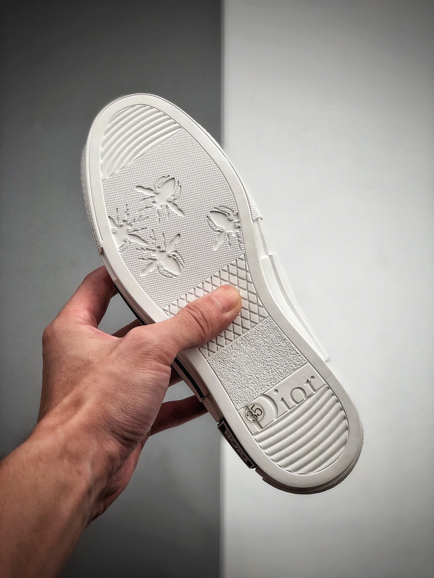 & B23 Oblique High Top Sneakers item : 00X26E2579