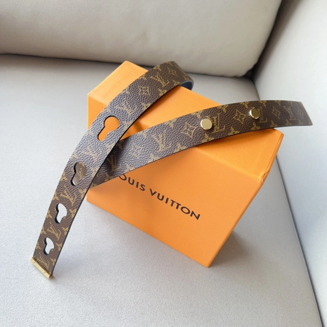 & Barbara-- 8V M8610Y Calfskin reversible item:D-S333F0605