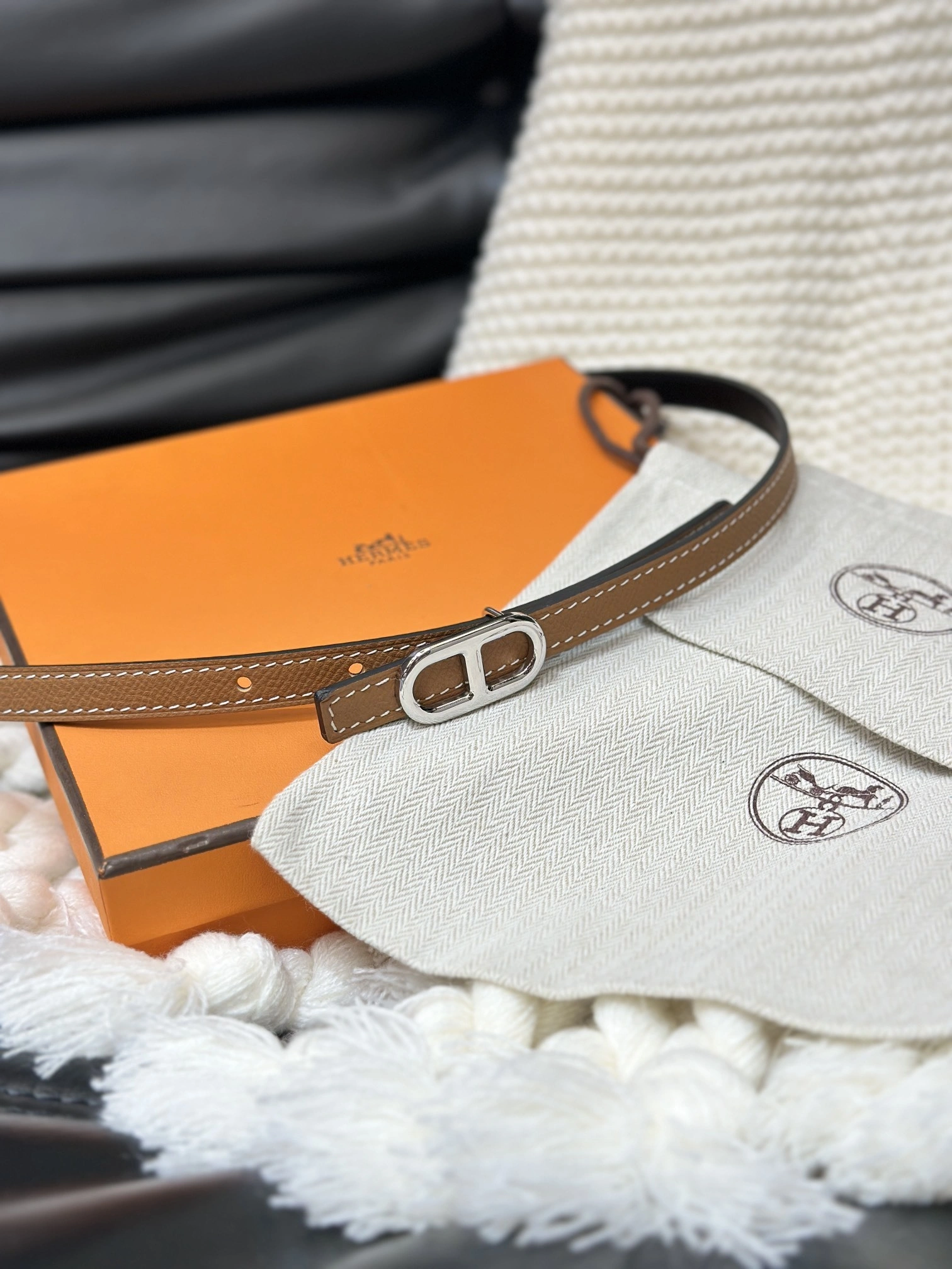& Barbara-- H5r75s MAILLON H BUCKLE & REVERSIBLE LEATHER STRAP item:D-S333H3073