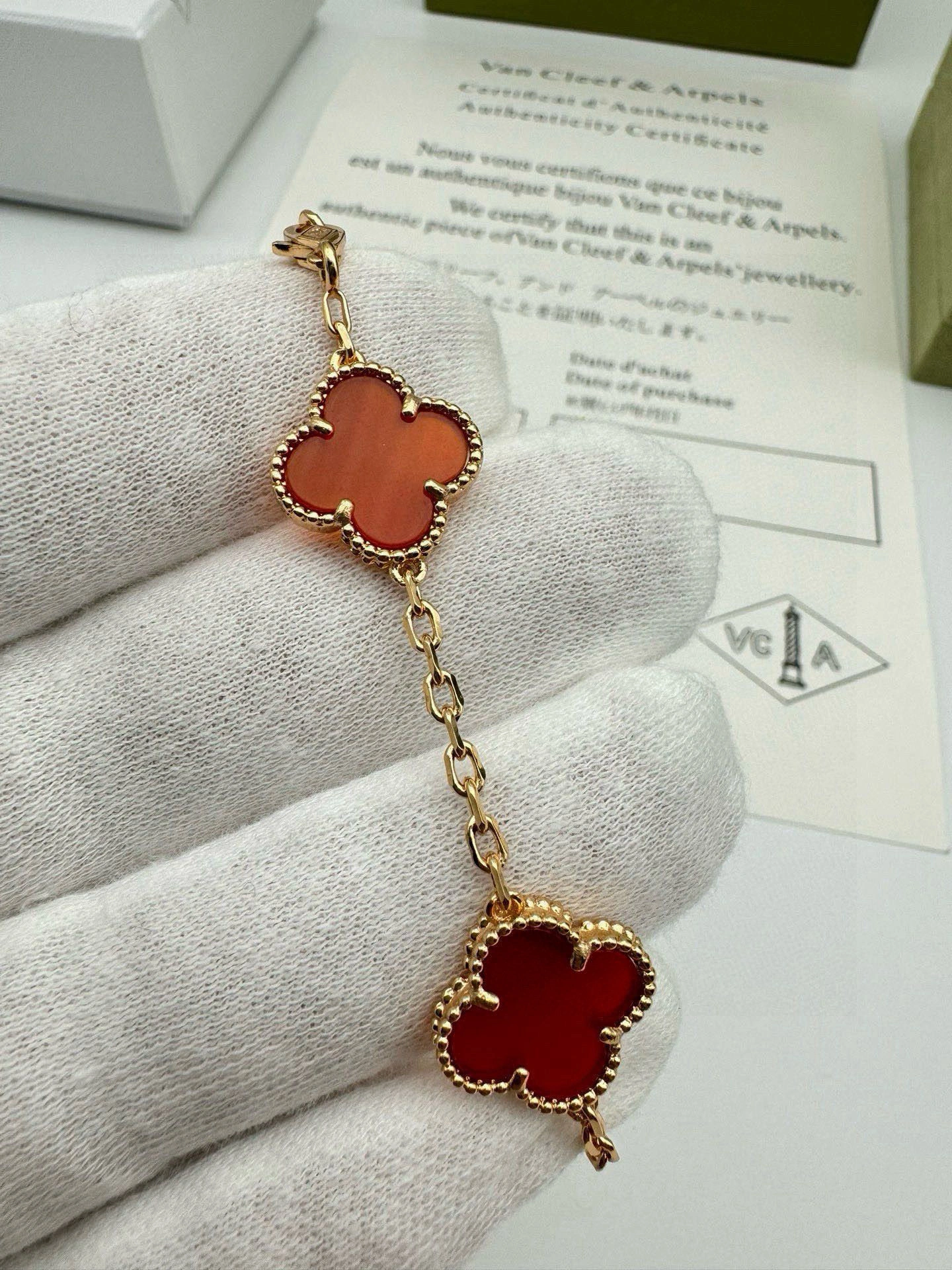 & Barbara--1rp58s item:E-S213I1534H
