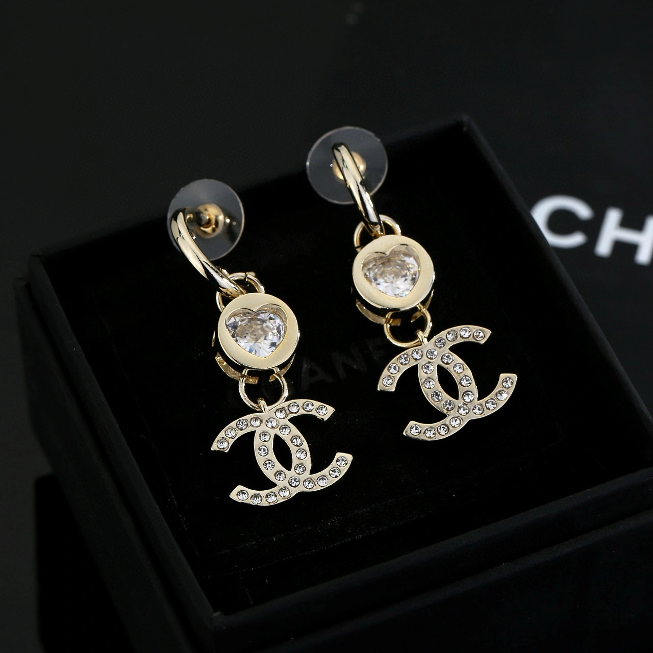 & Barbara--3h1958 earrings item:E-S092I2510H