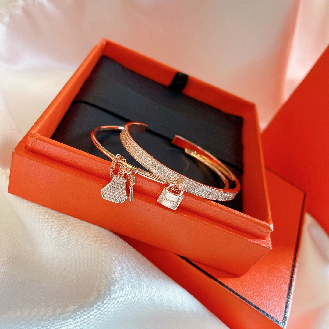 & Barbara- item:C-S092A0810