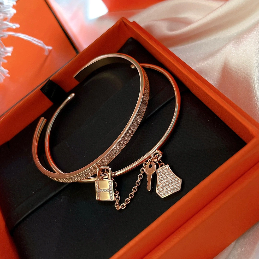 & Barbara- item:C-S092A0810