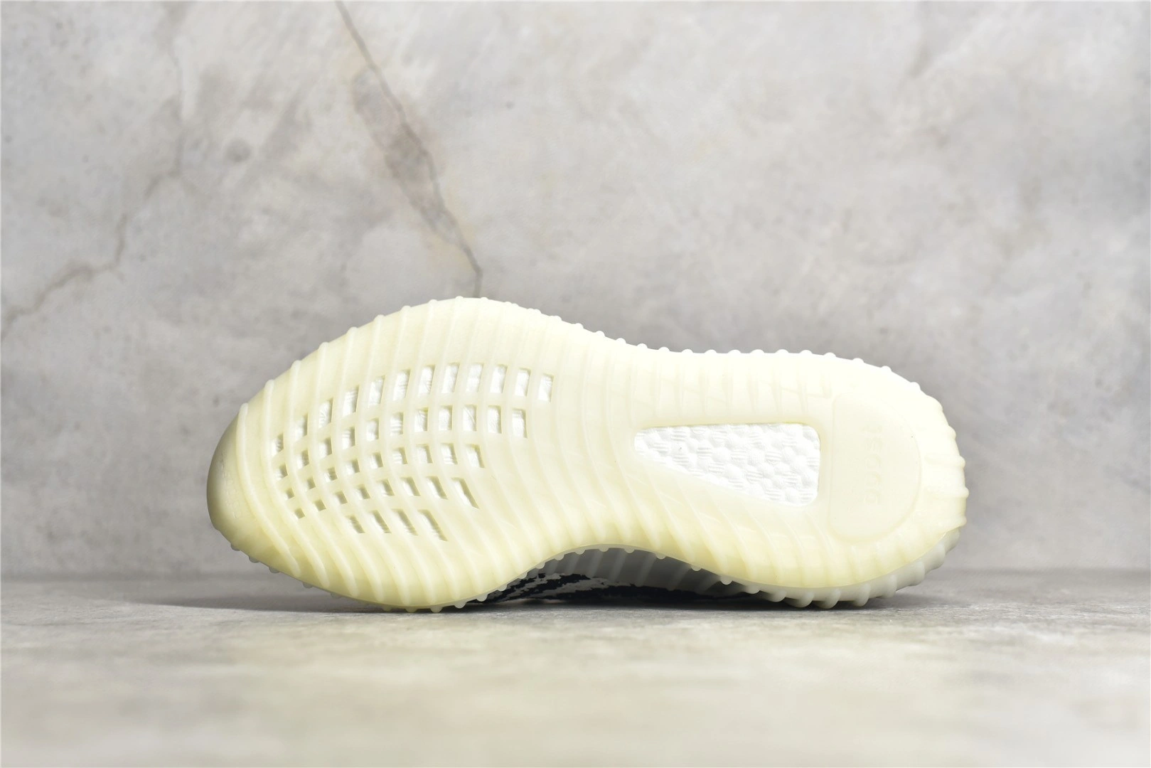 & Boost 350v2 CP9654-2016 L-X022I2131O
